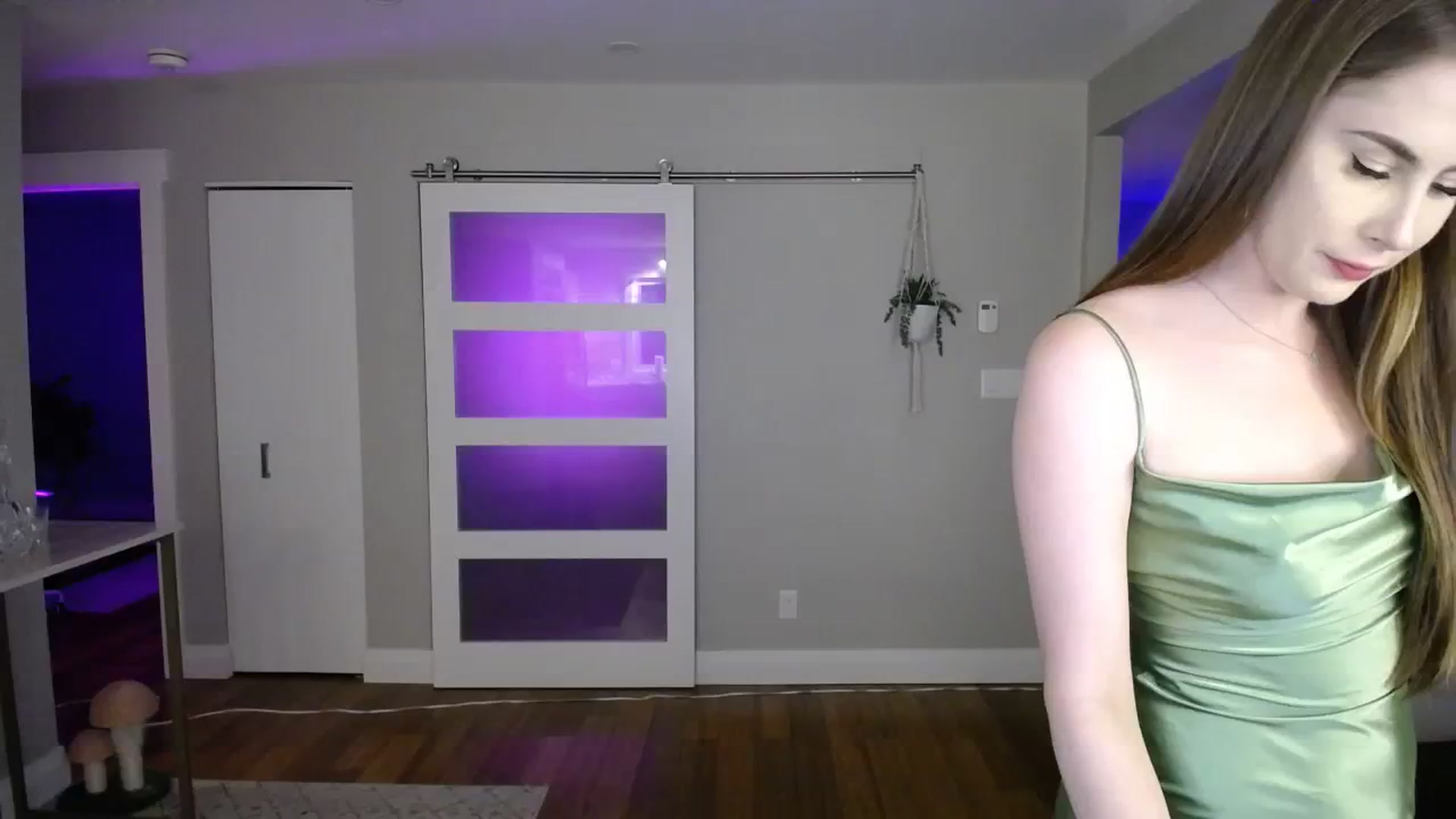 Gallery image thumbnail from MaryWana_'s myfreecams stream on, 09/17/2023, 03:10 image 6 of 20
