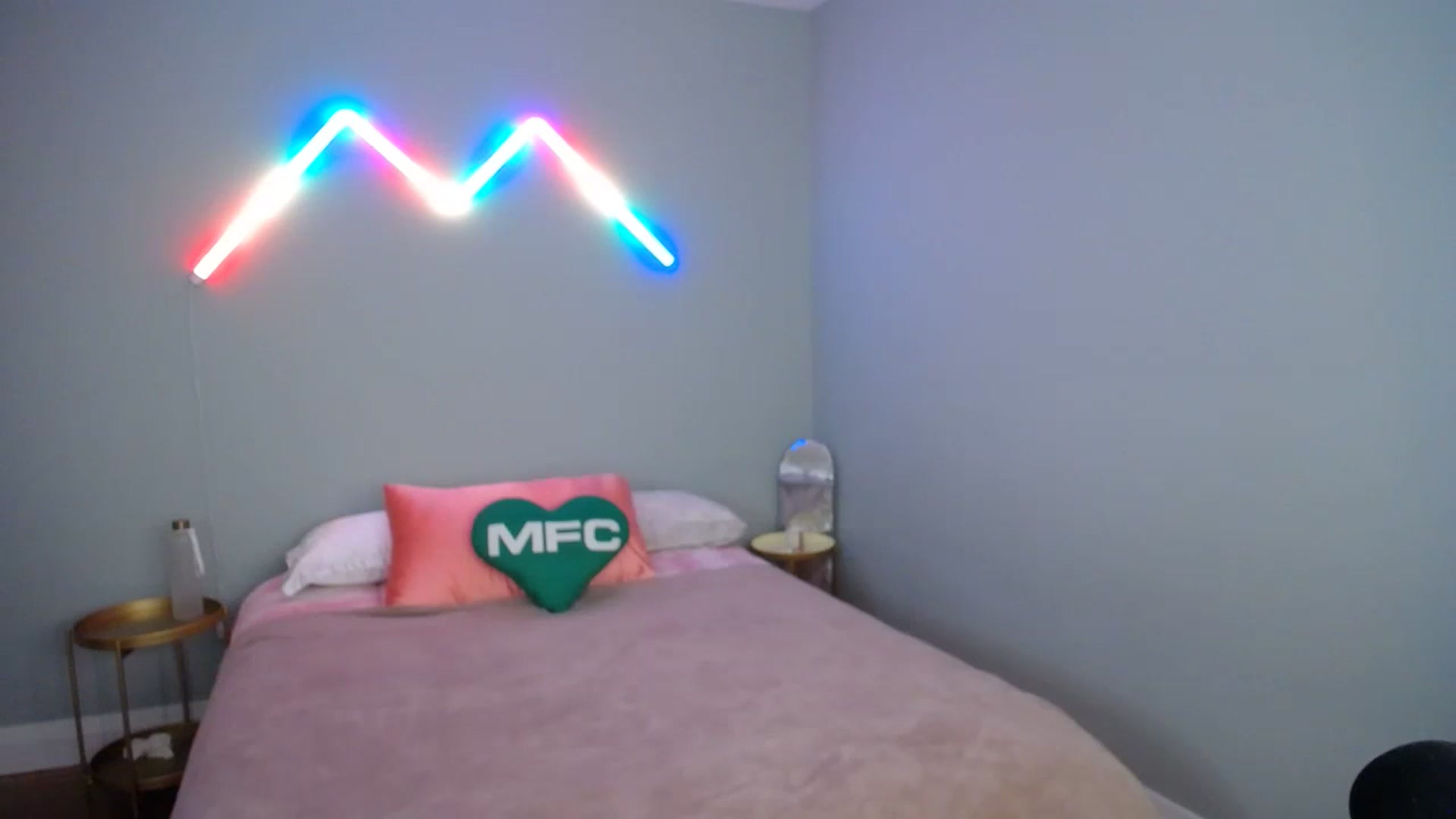 Gallery image thumbnail from MaryWana_'s myfreecams stream on, 09/27/2023, 04:07 image 6 of 20