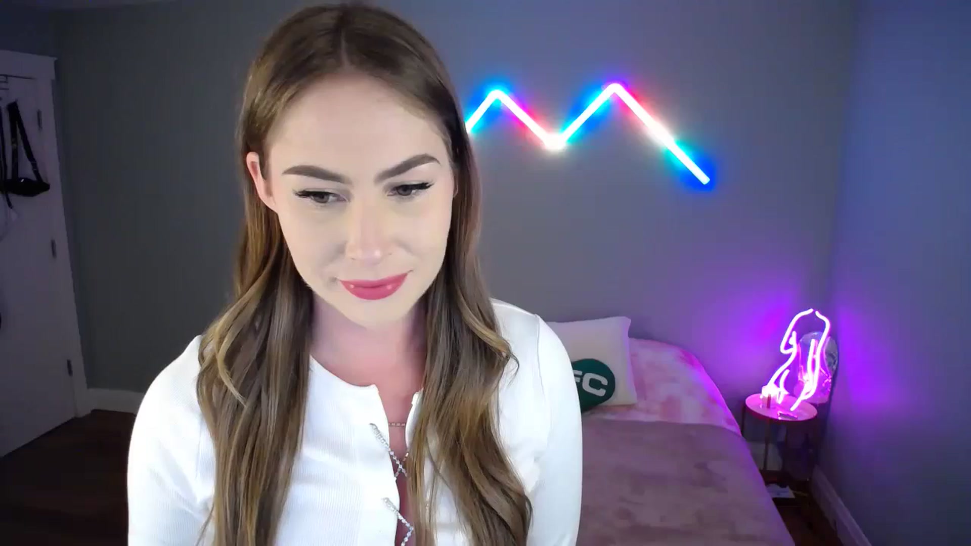 Gallery image thumbnail from MaryWana_'s myfreecams stream on, 10/01/2023, 01:50 image 8 of 20