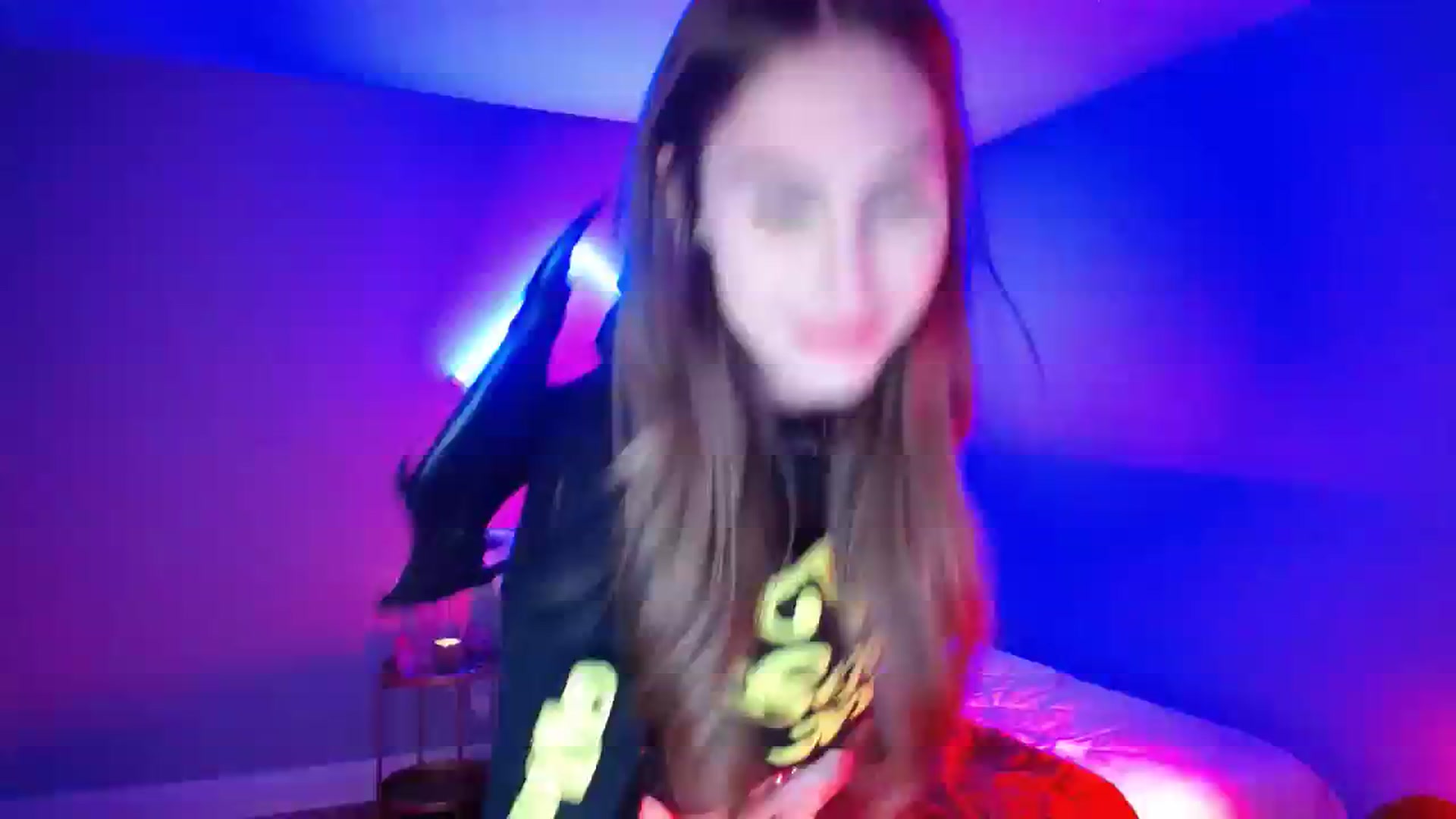 Gallery image thumbnail from MaryWana_'s myfreecams stream on, 11/01/2023, 03:25 image 5 of 20