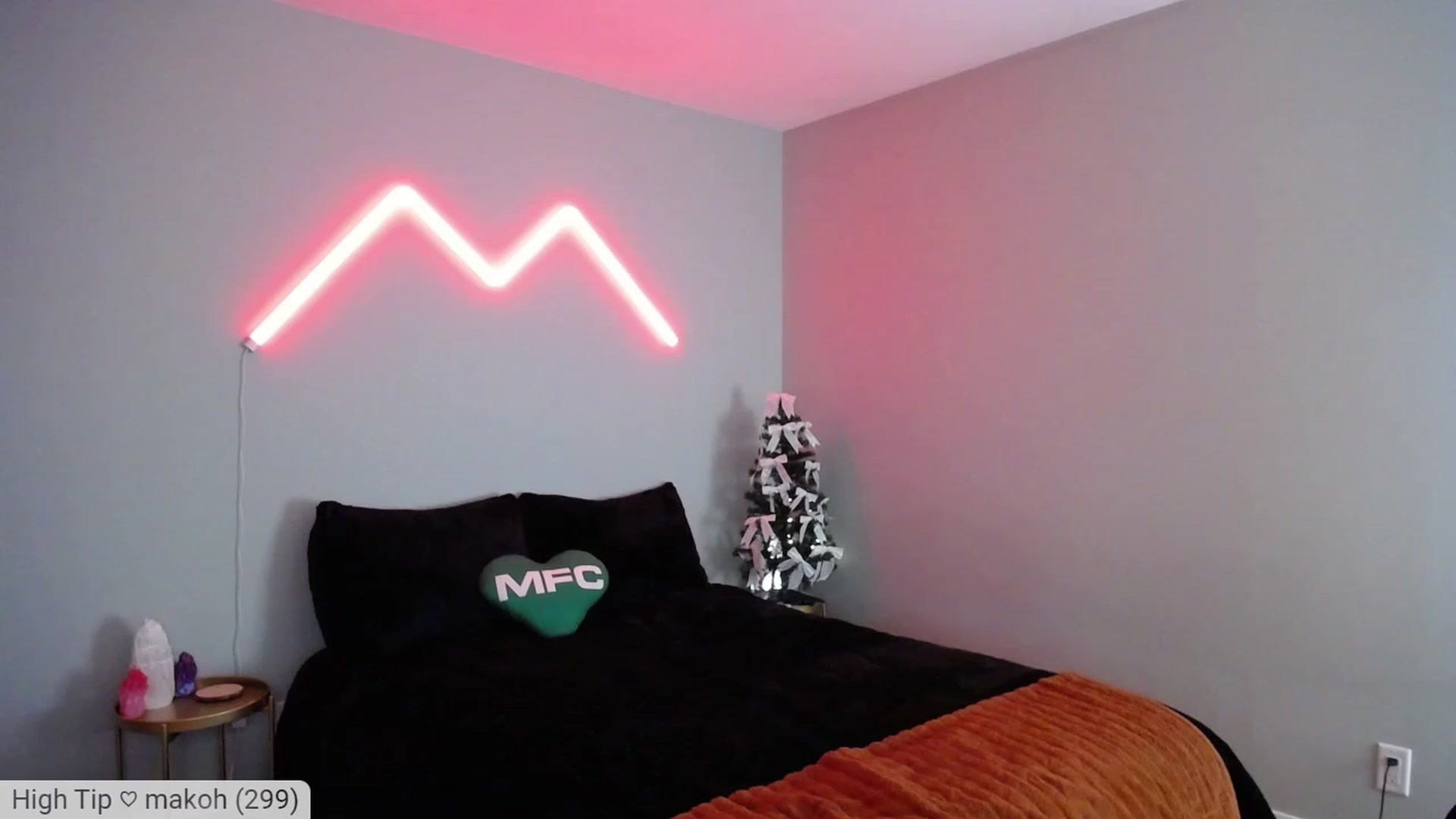 Gallery image thumbnail from MaryWana_'s myfreecams stream on, 12/09/2023, 07:03 image 15 of 20
