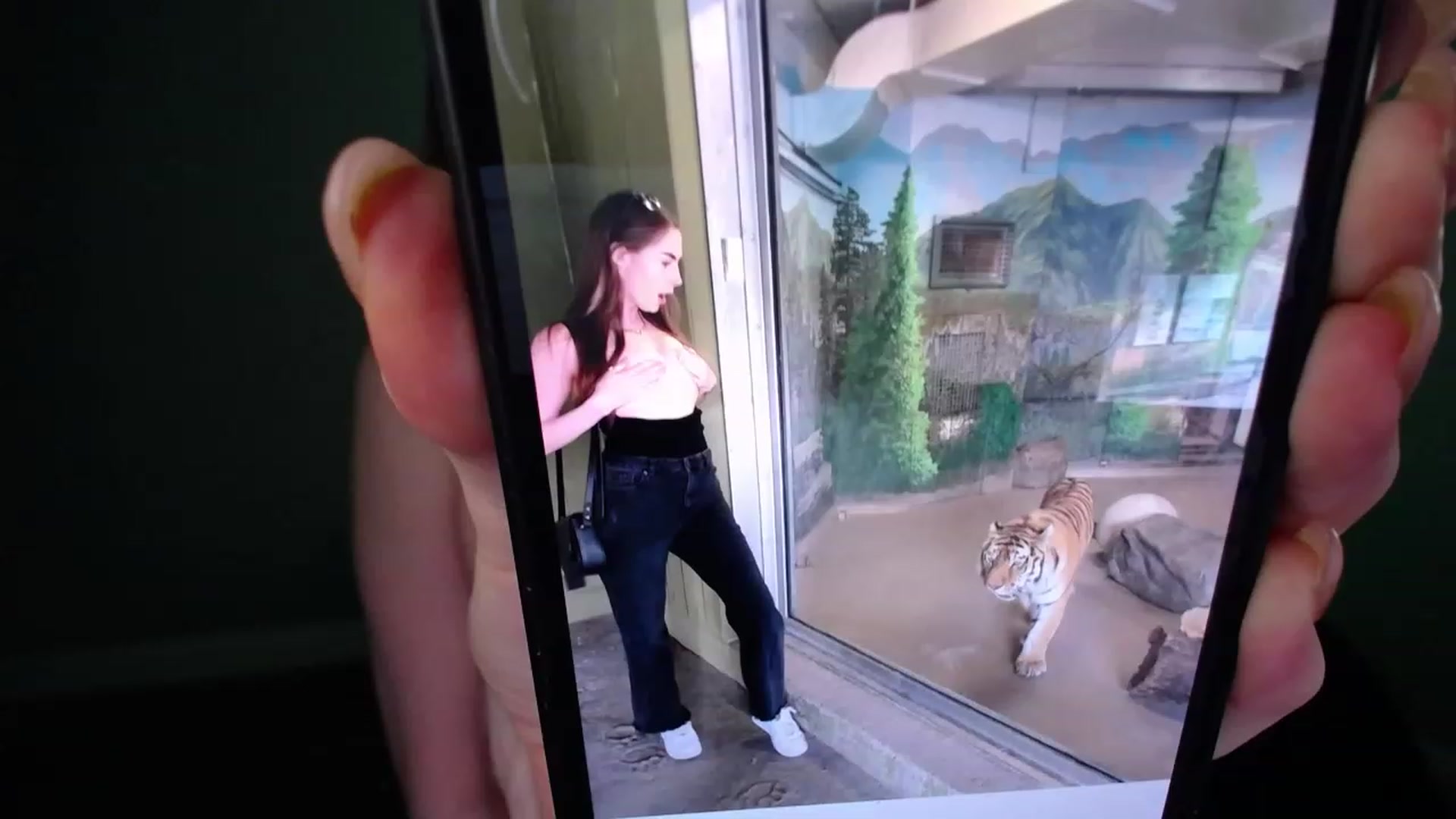 Gallery image thumbnail from MaryWana_'s myfreecams stream on, 12/30/2023, 09:24 image 19 of 20