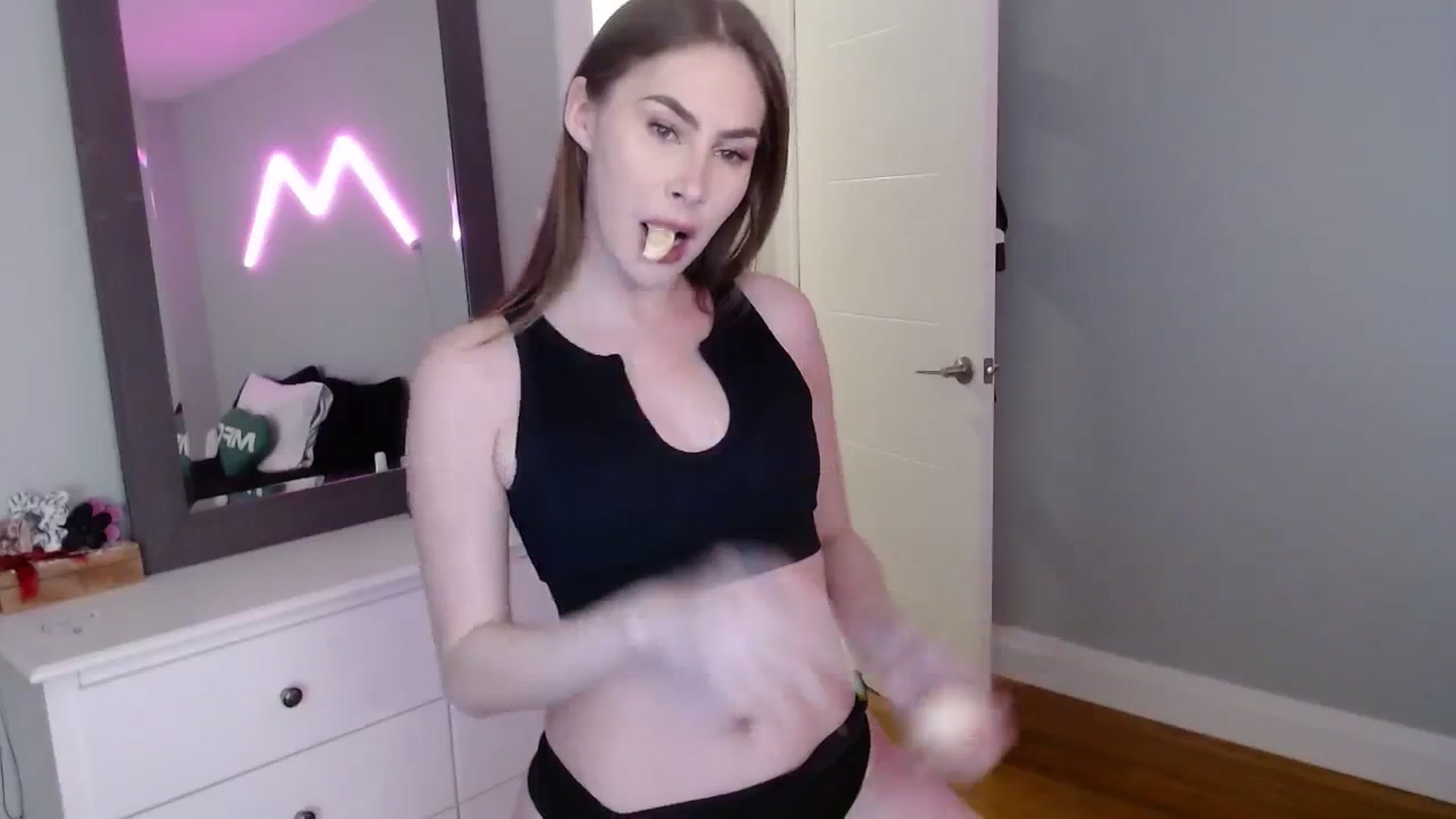 Gallery image thumbnail from MaryWana_'s myfreecams stream on, 01/16/2024, 09:22 image 17 of 20