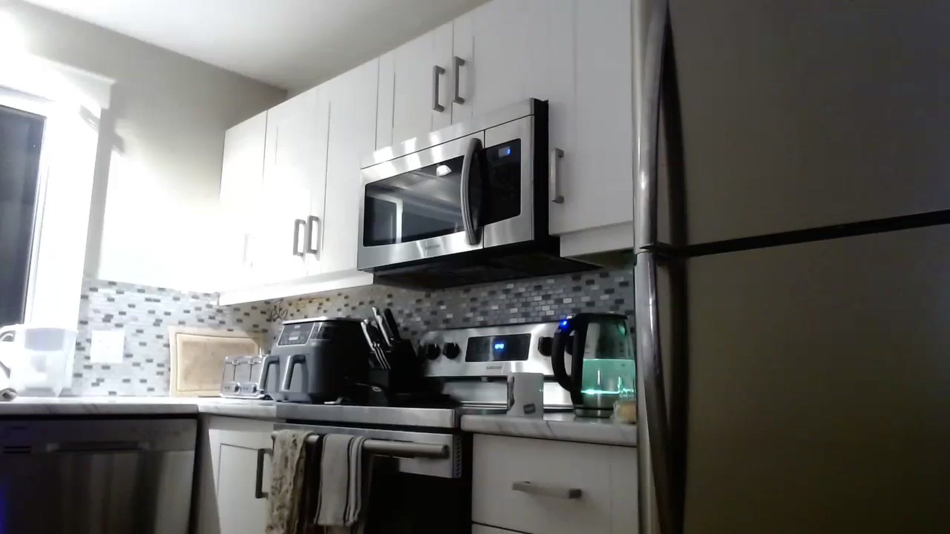 Gallery image thumbnail from MaryWana_'s myfreecams stream on, 03/05/2024, 06:28 image 12 of 20