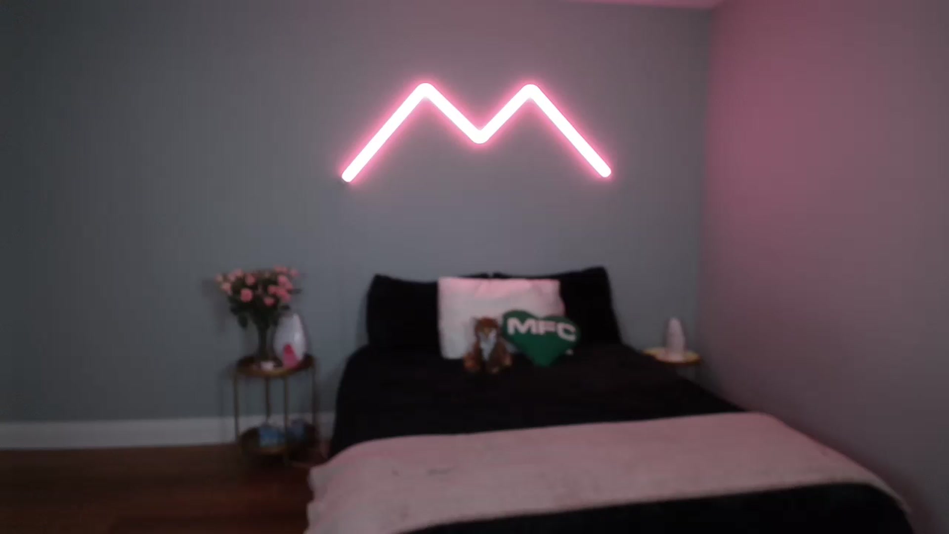 Gallery image thumbnail from MaryWana_'s myfreecams stream on, 03/10/2024, 07:44 image 17 of 20