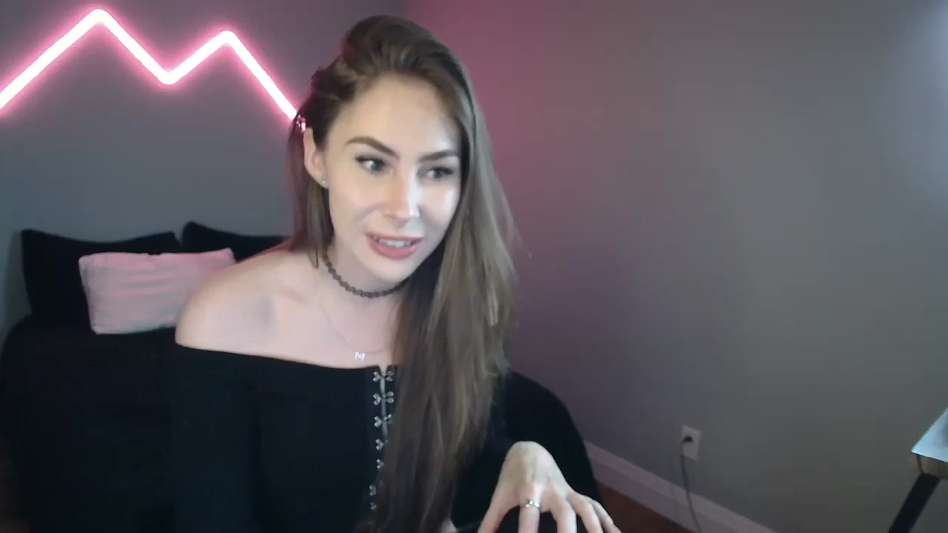 Gallery image thumbnail from MaryWana_'s myfreecams stream on, 03/15/2024, 04:12 image 18 of 20