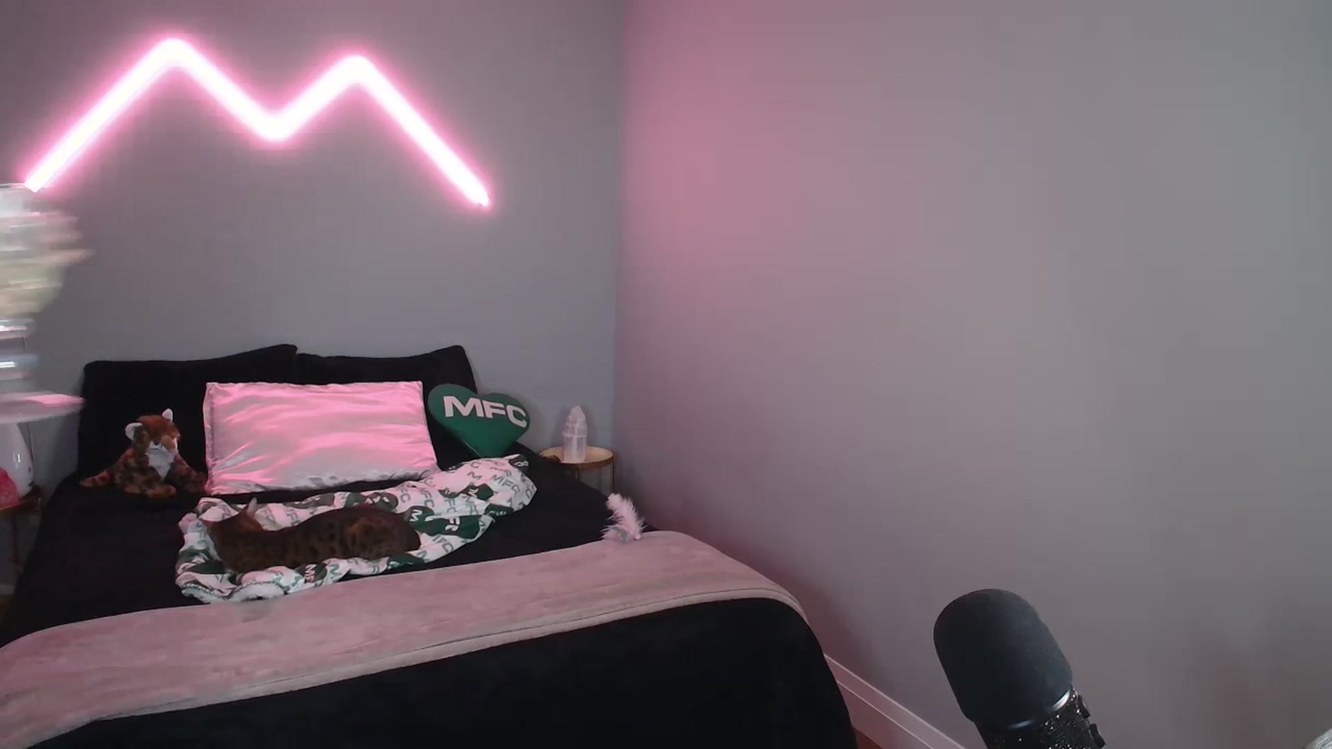 Gallery image thumbnail from MaryWana_'s myfreecams stream on, 03/31/2024, 05:03 image 20 of 20