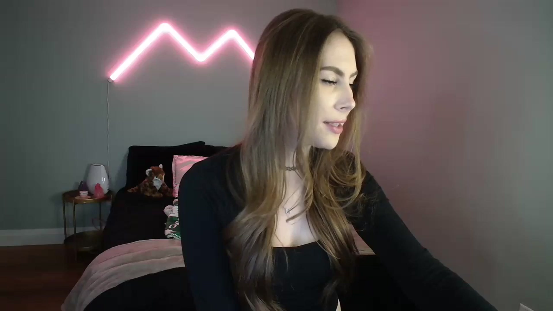 Gallery image thumbnail from MaryWana_'s myfreecams stream on, 03/31/2024, 10:52 image 16 of 20
