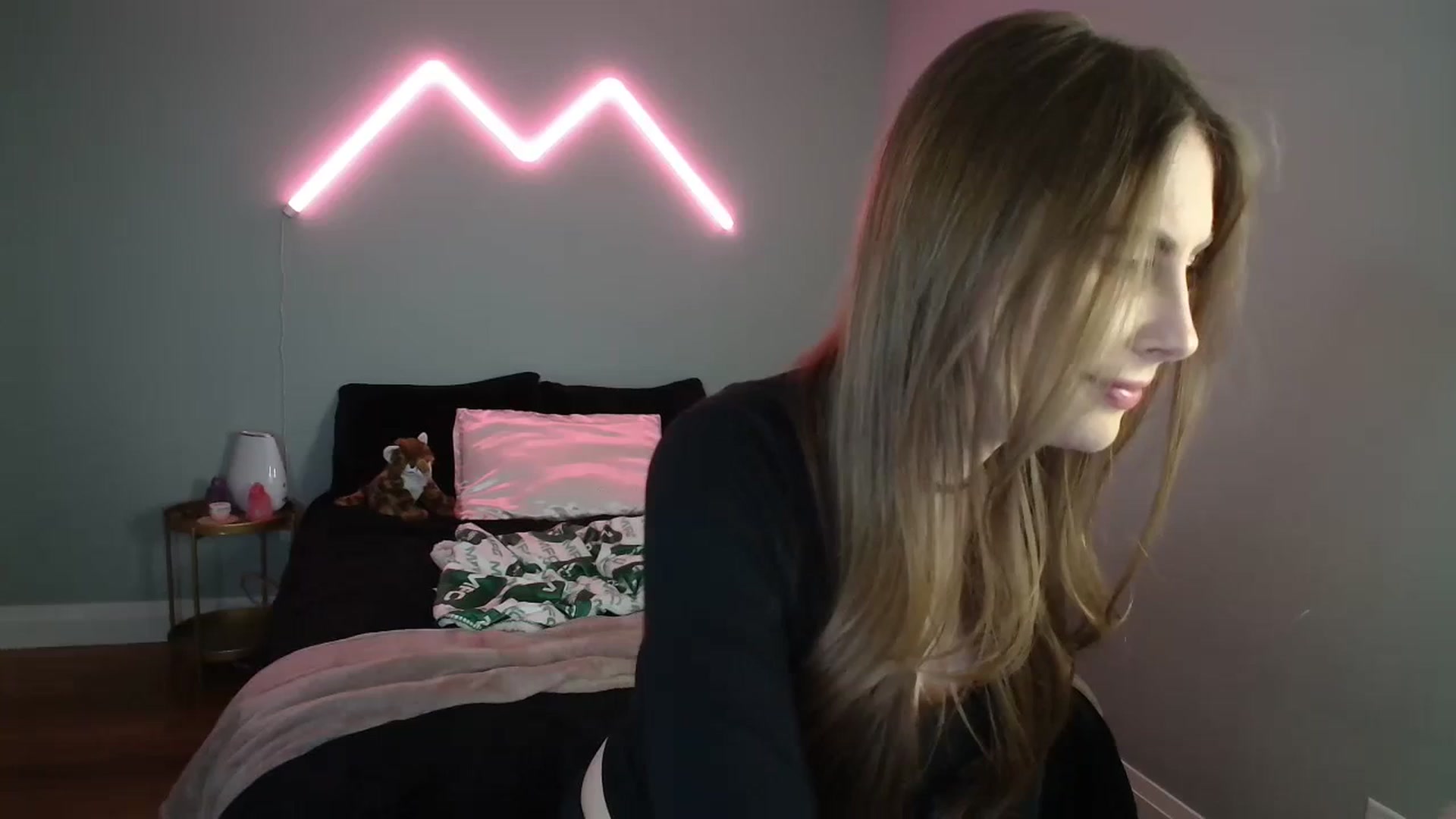 Gallery image thumbnail from MaryWana_'s myfreecams stream on, 03/31/2024, 10:52 image 14 of 20