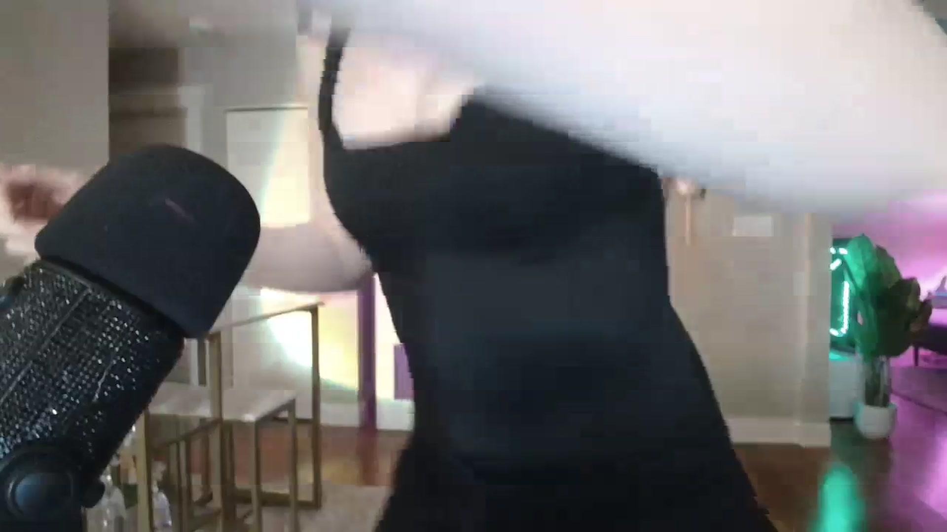 Gallery image thumbnail from MaryWana_'s myfreecams stream on, 04/14/2024, 06:39 image 5 of 20