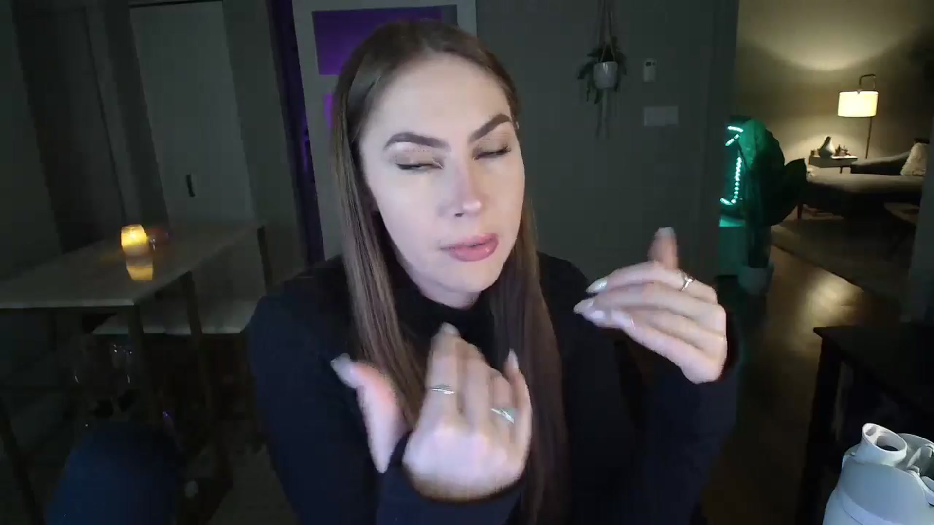 Gallery image thumbnail from MaryWana_'s myfreecams stream on, 05/25/2024, 03:04 image 8 of 20