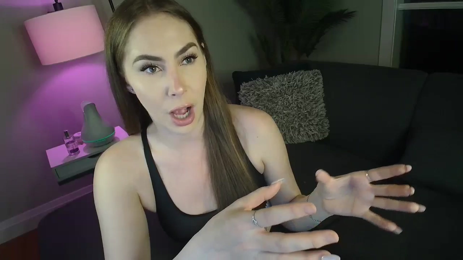 Gallery image thumbnail from MaryWana_'s myfreecams stream on, 06/27/2024, 04:41 image 10 of 20