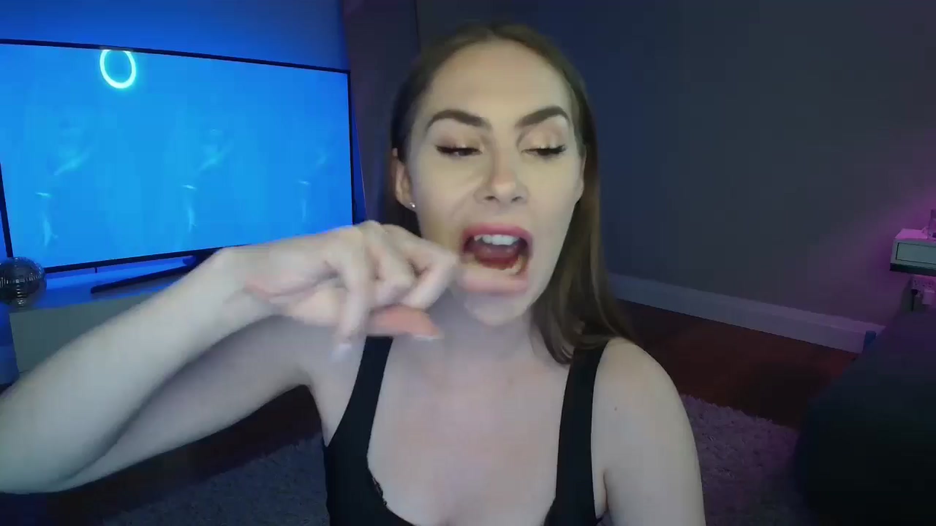 Gallery image thumbnail from MaryWana_'s myfreecams stream on, 06/28/2024, 05:39 image 18 of 20
