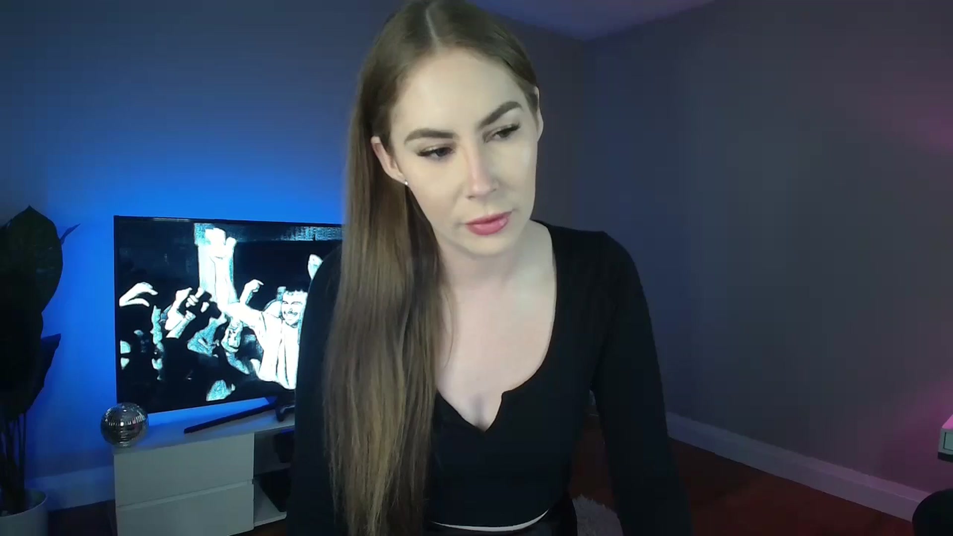 Gallery image thumbnail from MaryWana_'s myfreecams stream on, 06/30/2024, 03:38 image 10 of 20