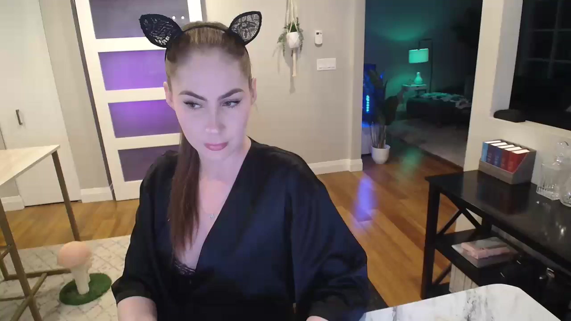 Gallery image thumbnail from MaryWana_'s myfreecams stream on, 07/12/2024, 04:02 image 17 of 20