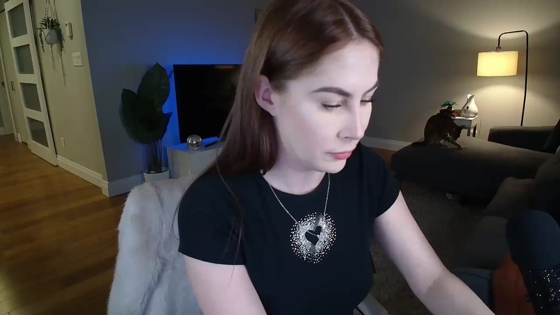 Gallery image thumbnail from MaryWana_'s myfreecams stream on, 10/18/2024, 01:54 image 2 of 20