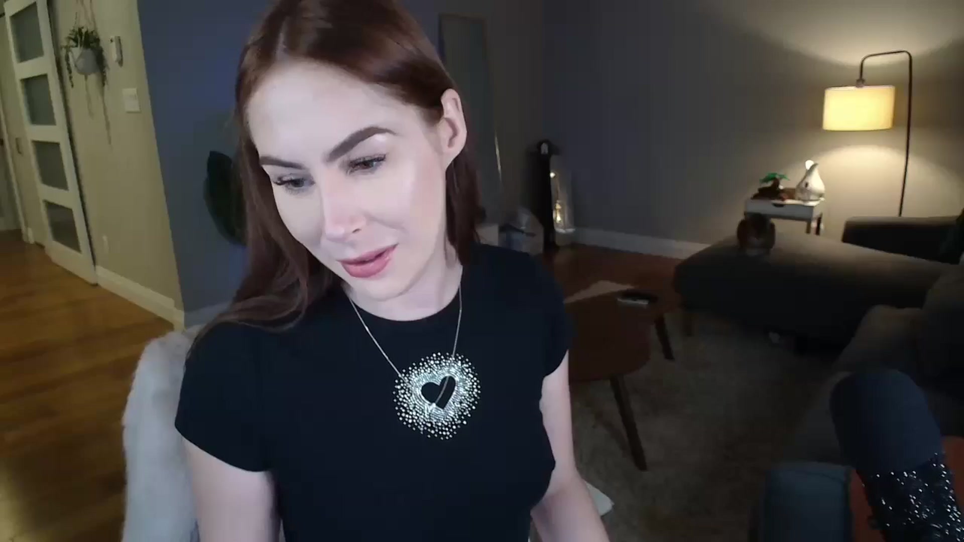 Gallery image thumbnail from MaryWana_'s myfreecams stream on, 10/18/2024, 01:54 image 6 of 20