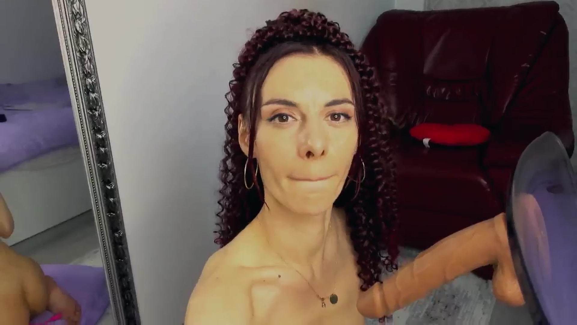 Gallery image thumbnail from Mary_Afrodita's myfreecams stream on, 03/12/2025, 13:11 image 11 of 20