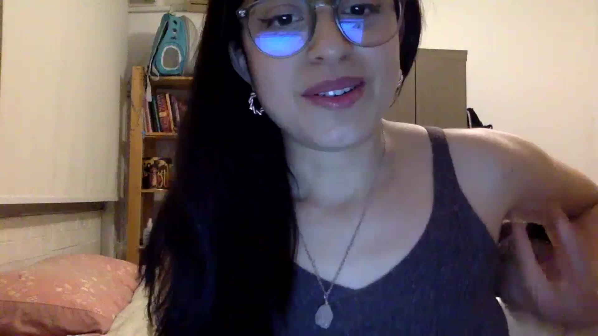 Gallery image thumbnail from Mary_Annie92's myfreecams stream on, 07/19/2024, 01:07 image 12 of 20