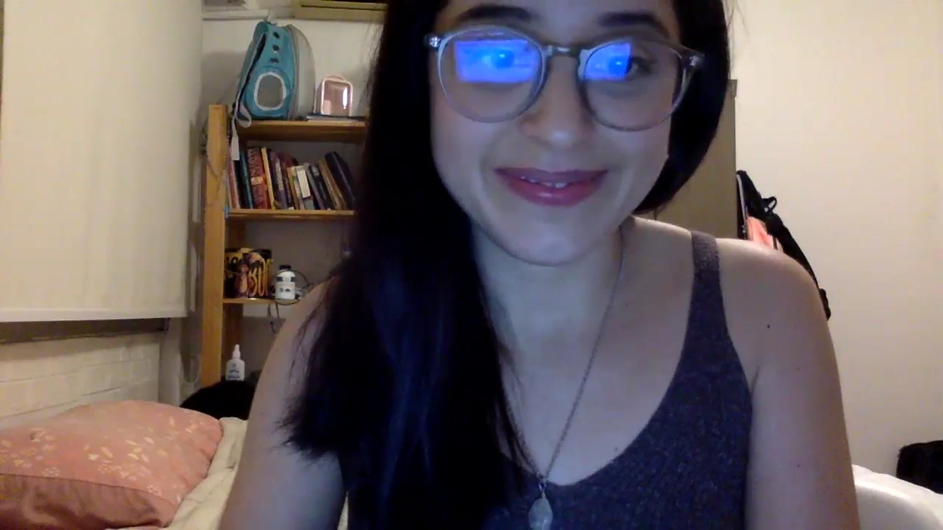 Gallery image thumbnail from Mary_Annie92's myfreecams stream on, 07/19/2024, 01:07 image 4 of 20
