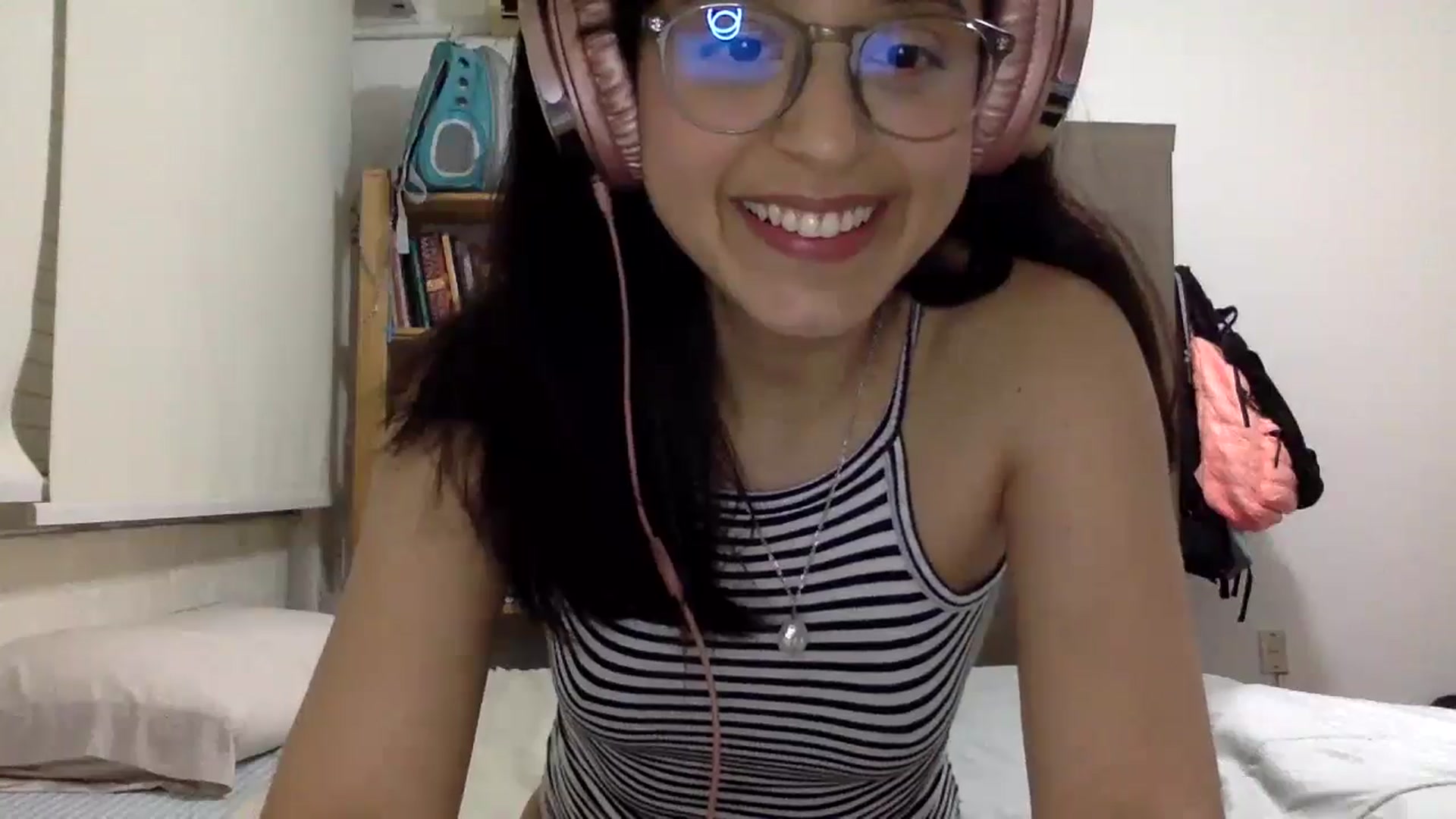 Gallery image thumbnail from Mary_Annie92's myfreecams stream on, 07/21/2024, 23:36 image 4 of 20