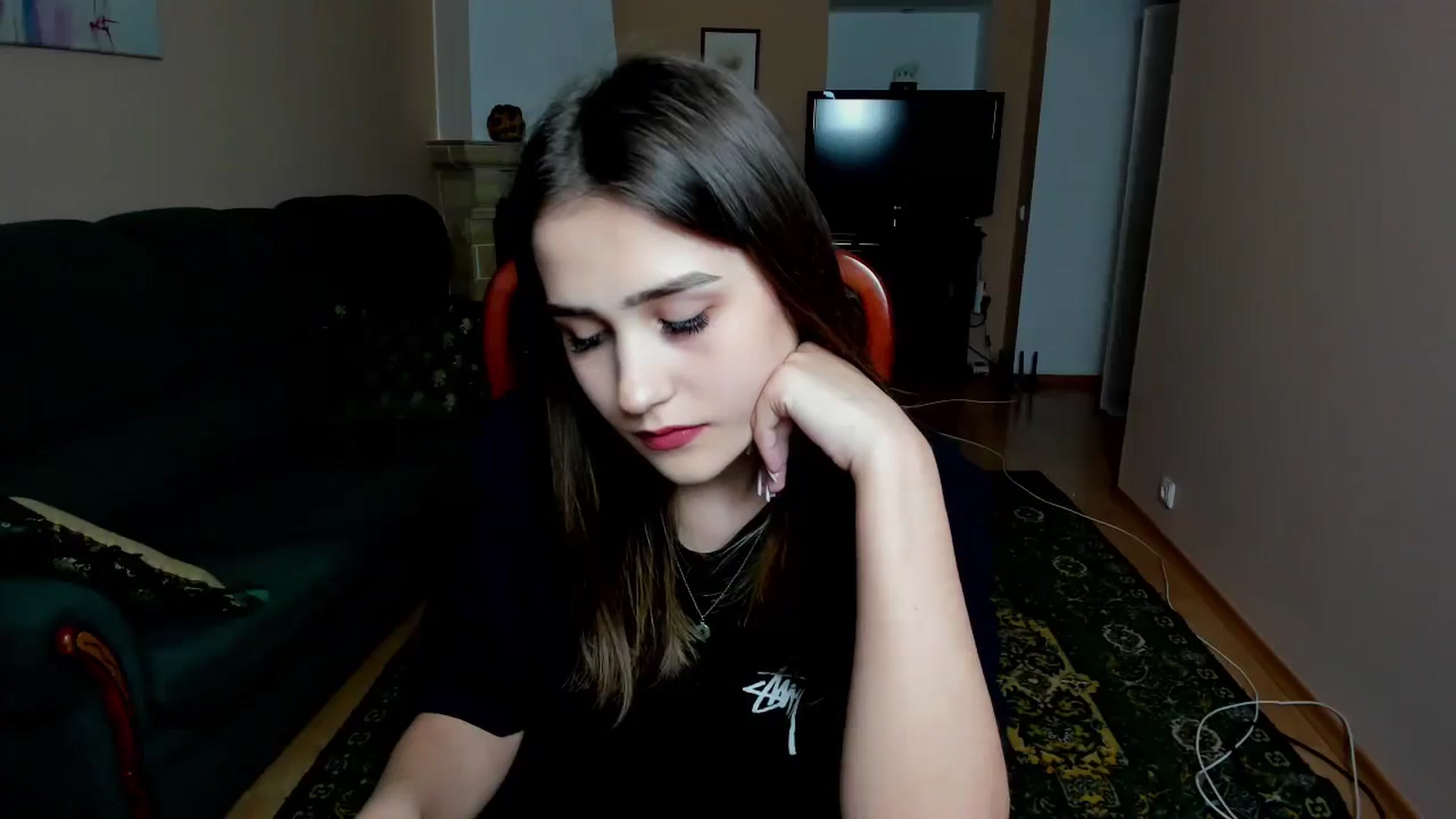 Gallery image thumbnail from Mary_Baxter's myfreecams stream on, 06/04/2025, 21:57 image 13 of 20