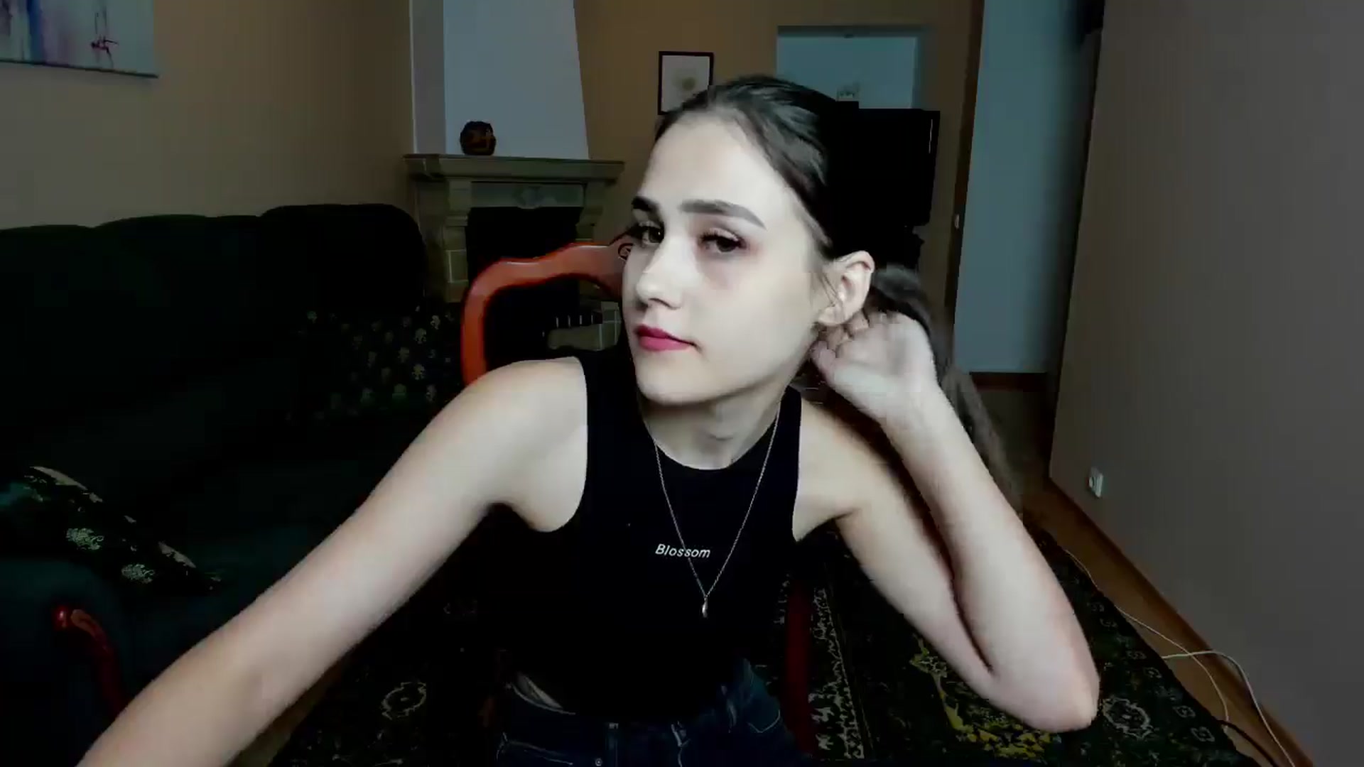 Gallery image thumbnail from Mary_Baxter's myfreecams stream on, 06/10/2025, 24:42 image 18 of 20