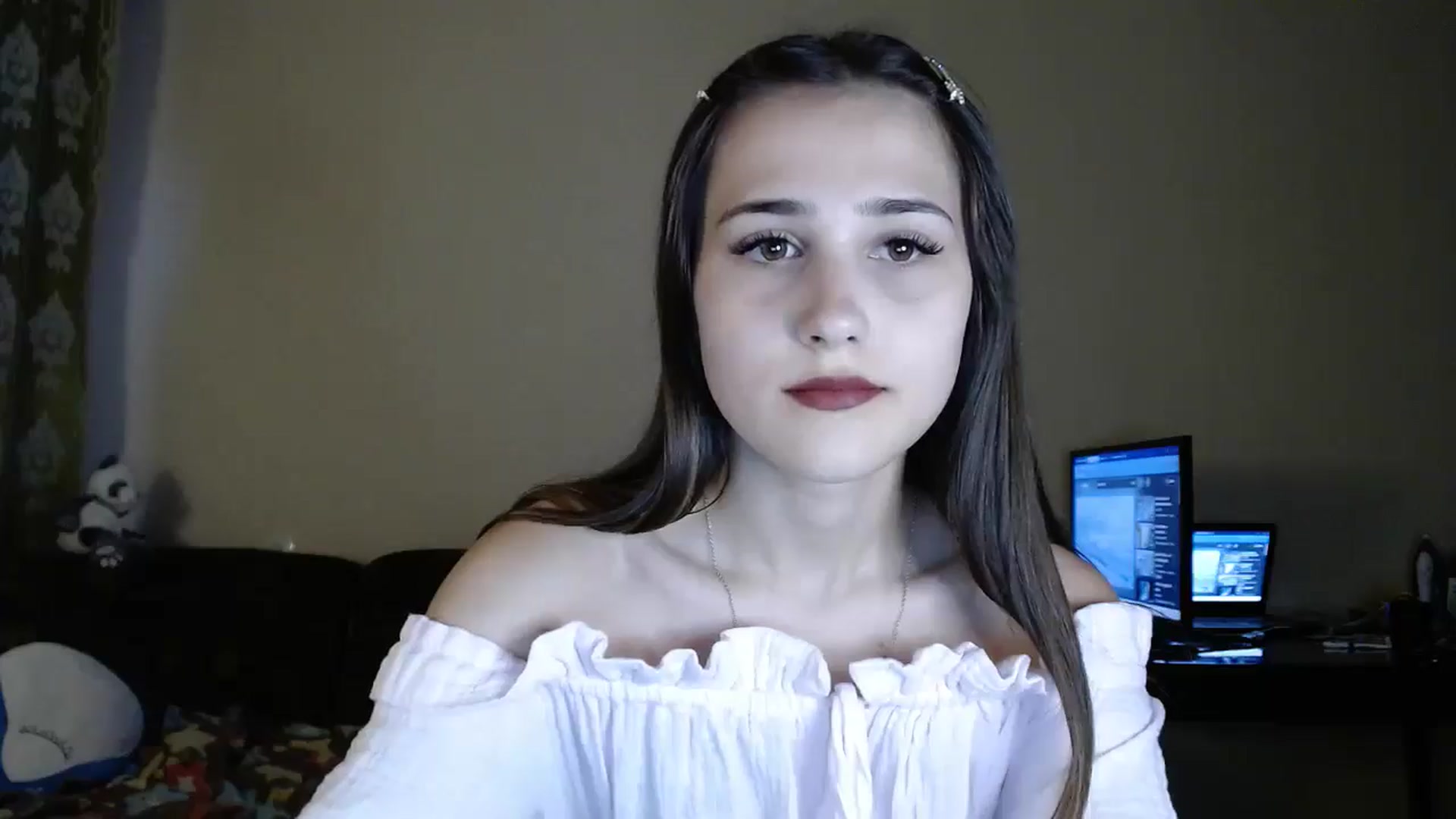 Gallery image thumbnail from Mary_Baxter's myfreecams stream on, 07/27/2025, 11:44 image 16 of 20