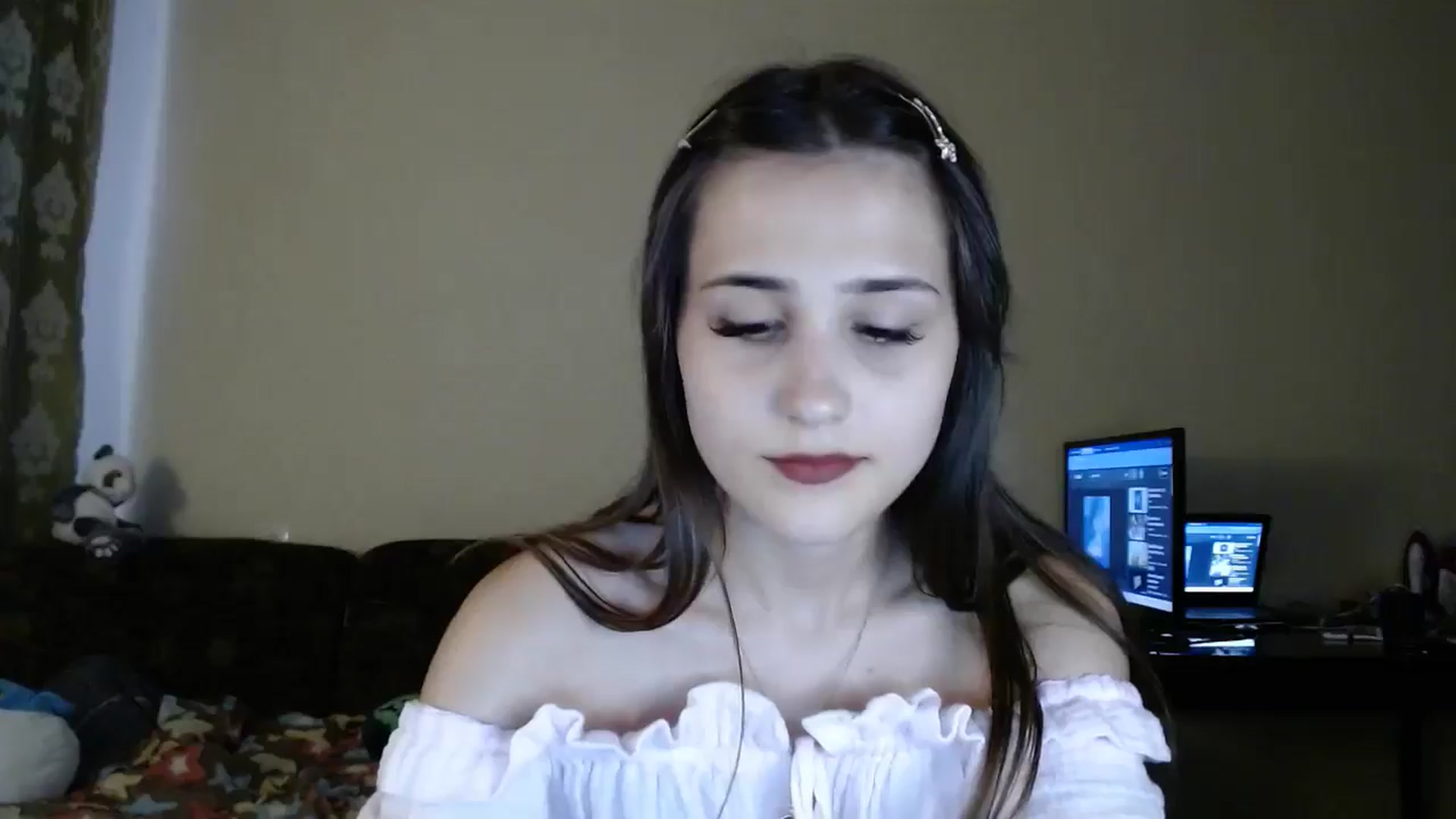 Gallery image thumbnail from Mary_Baxter's myfreecams stream on, 07/27/2025, 14:31 image 15 of 20