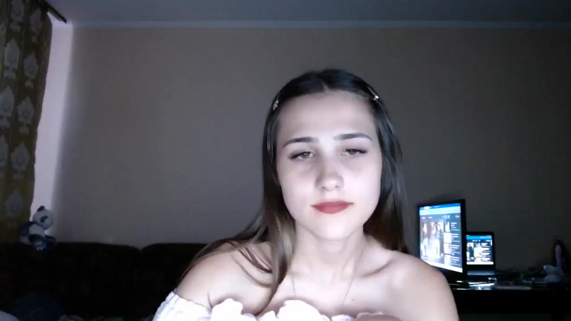 Gallery image thumbnail from Mary_Baxter's myfreecams stream on, 07/27/2025, 16:35 image 16 of 20