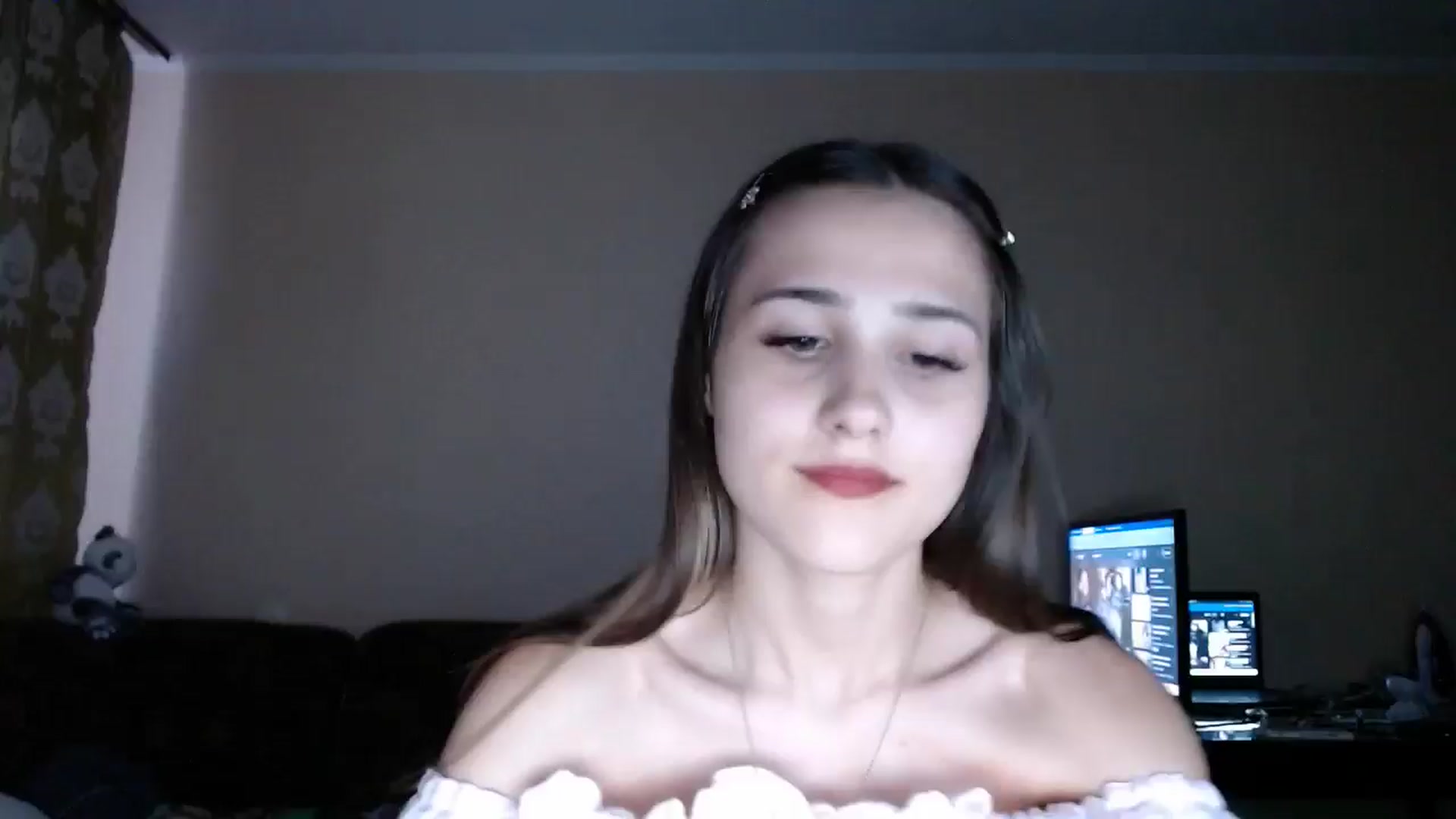 Gallery image thumbnail from Mary_Baxter's myfreecams stream on, 07/27/2025, 16:35 image 18 of 20