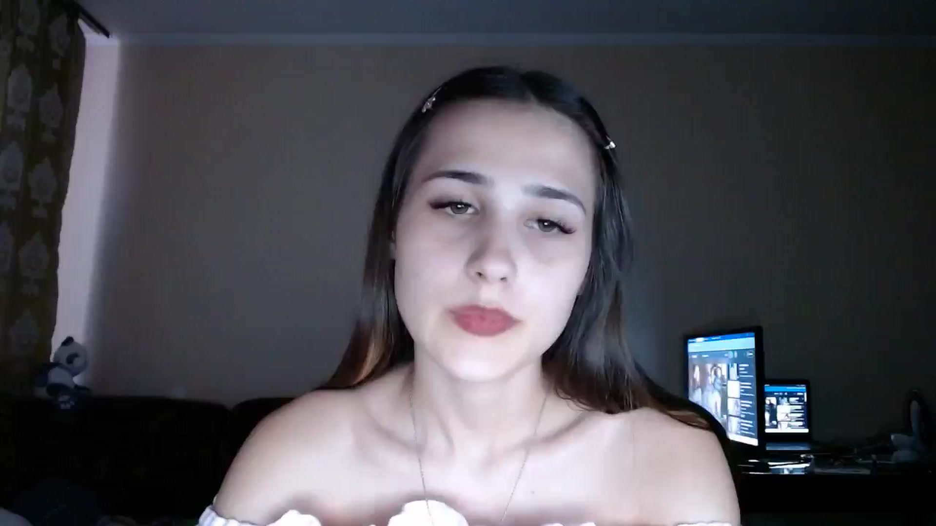 Gallery image thumbnail from Mary_Baxter's myfreecams stream on, 07/27/2025, 16:35 image 11 of 20