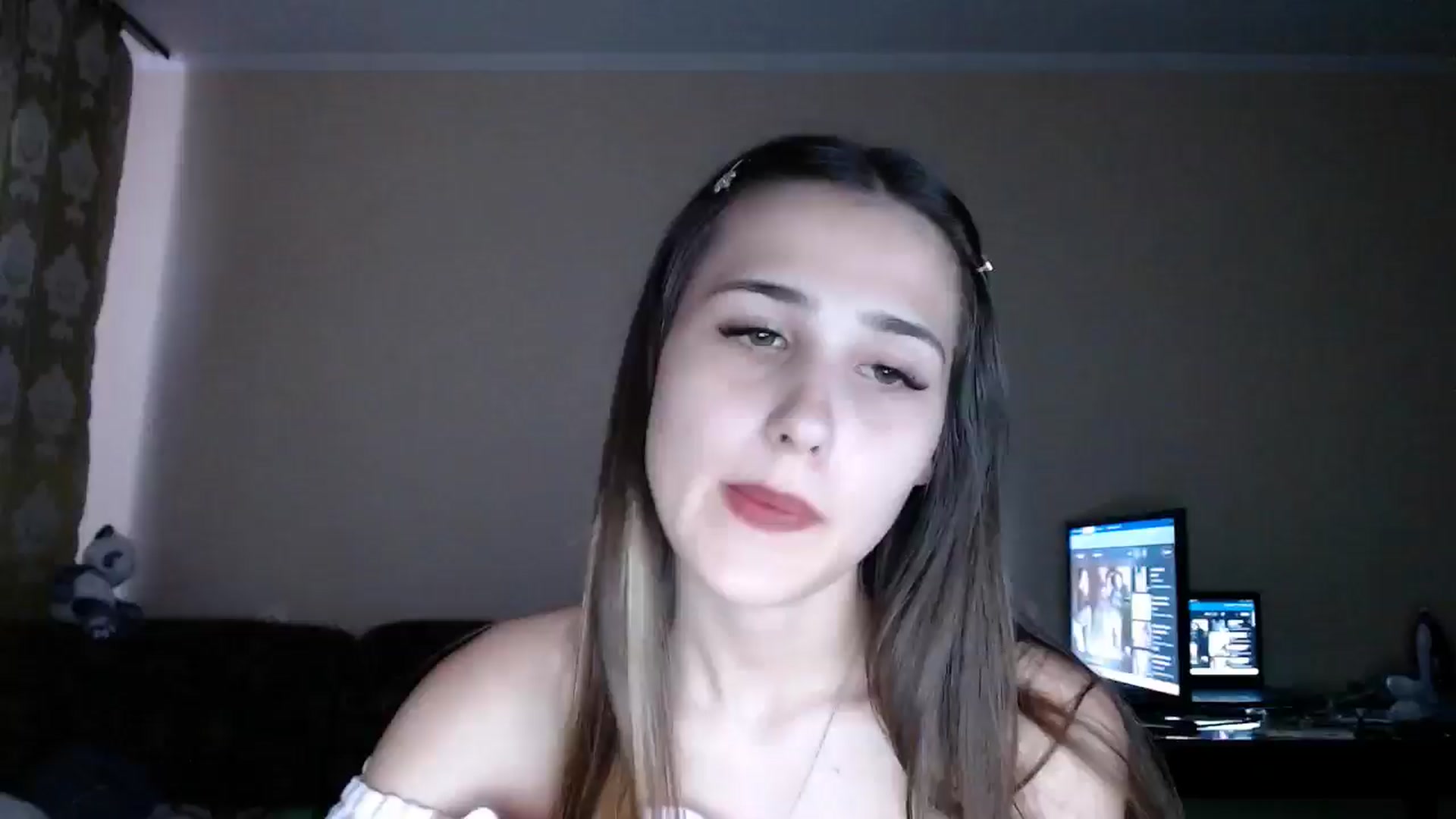 Gallery image thumbnail from Mary_Baxter's myfreecams stream on, 07/27/2025, 16:35 image 7 of 20