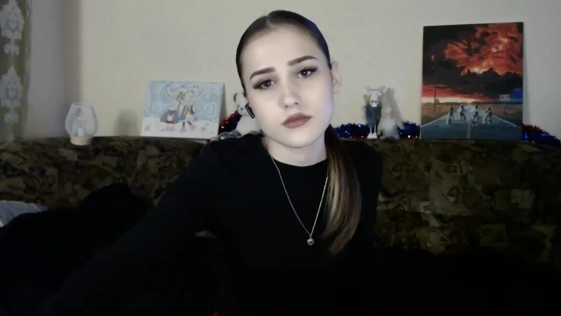 Gallery image thumbnail from Mary_Baxter's myfreecams stream on, 12/30/2025, 17:24 image 18 of 20
