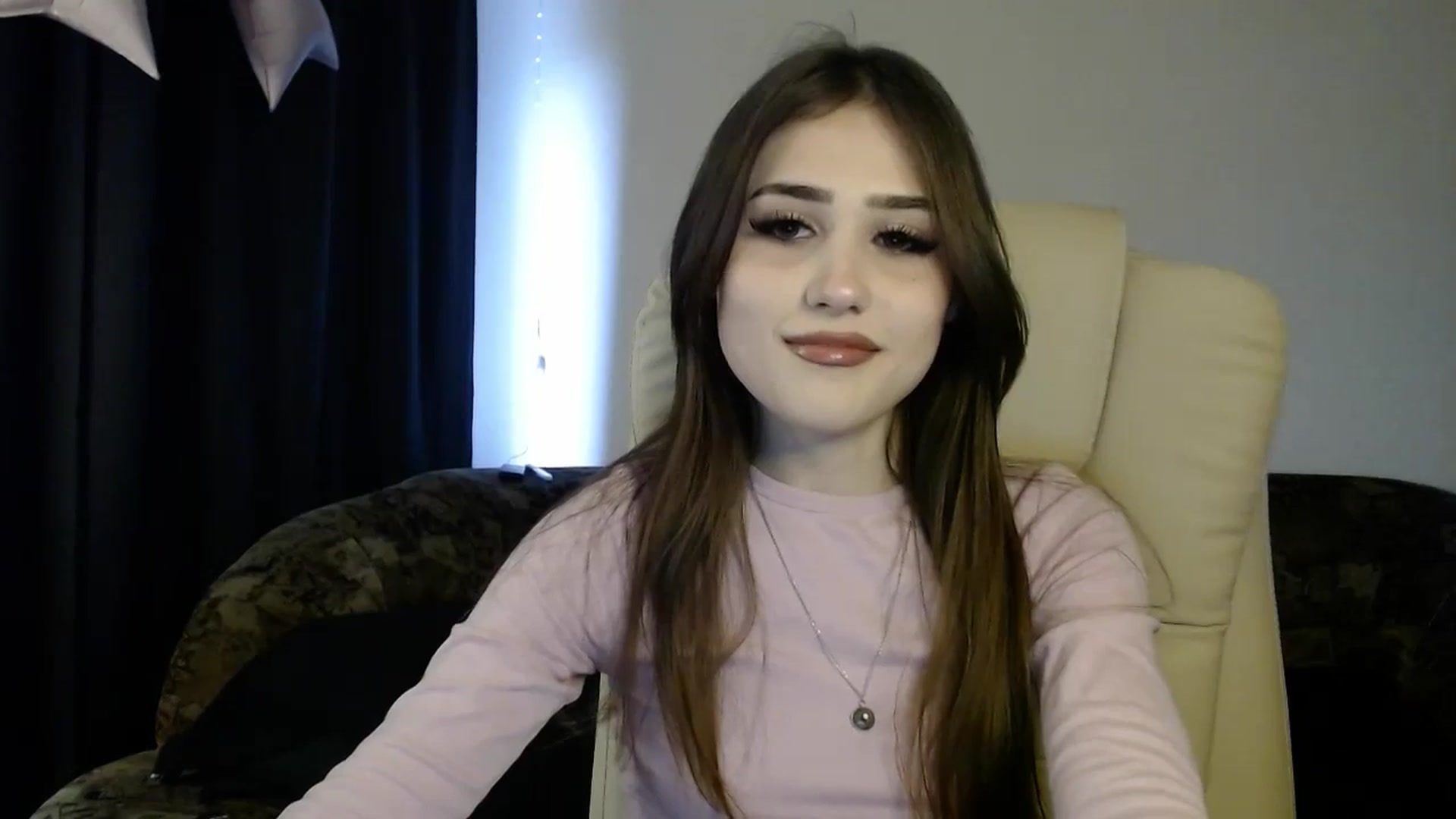 Gallery image thumbnail from Mary_Baxter's myfreecams stream on, 04/11/2026, 15:21 image 3 of 20