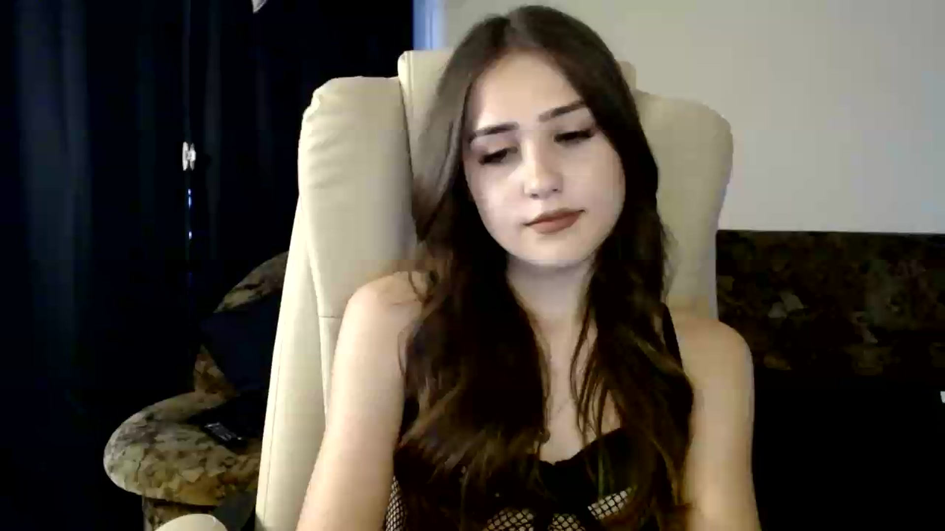 Gallery image thumbnail from Mary_Baxter's myfreecams stream on, 07/11/2026, 17:39 image 16 of 20