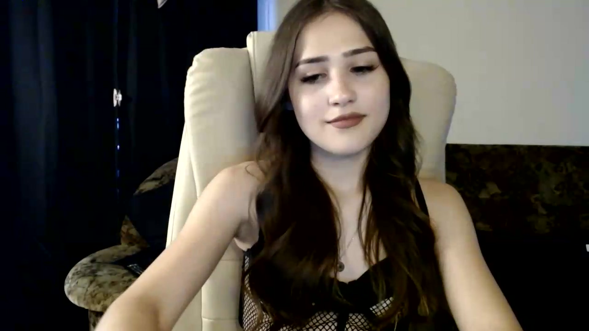 Gallery image thumbnail from Mary_Baxter's myfreecams stream on, 07/11/2026, 17:39 image 13 of 20