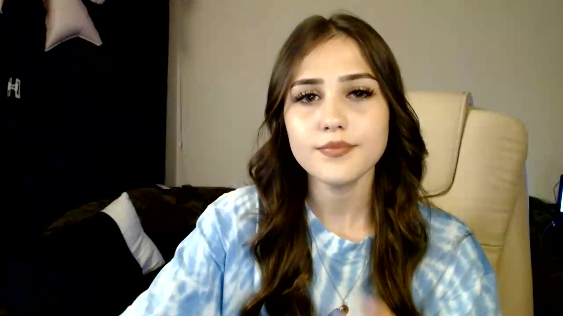 Gallery image thumbnail from Mary_Baxter's myfreecams stream on, 08/12/2026, 18:11 image 6 of 20