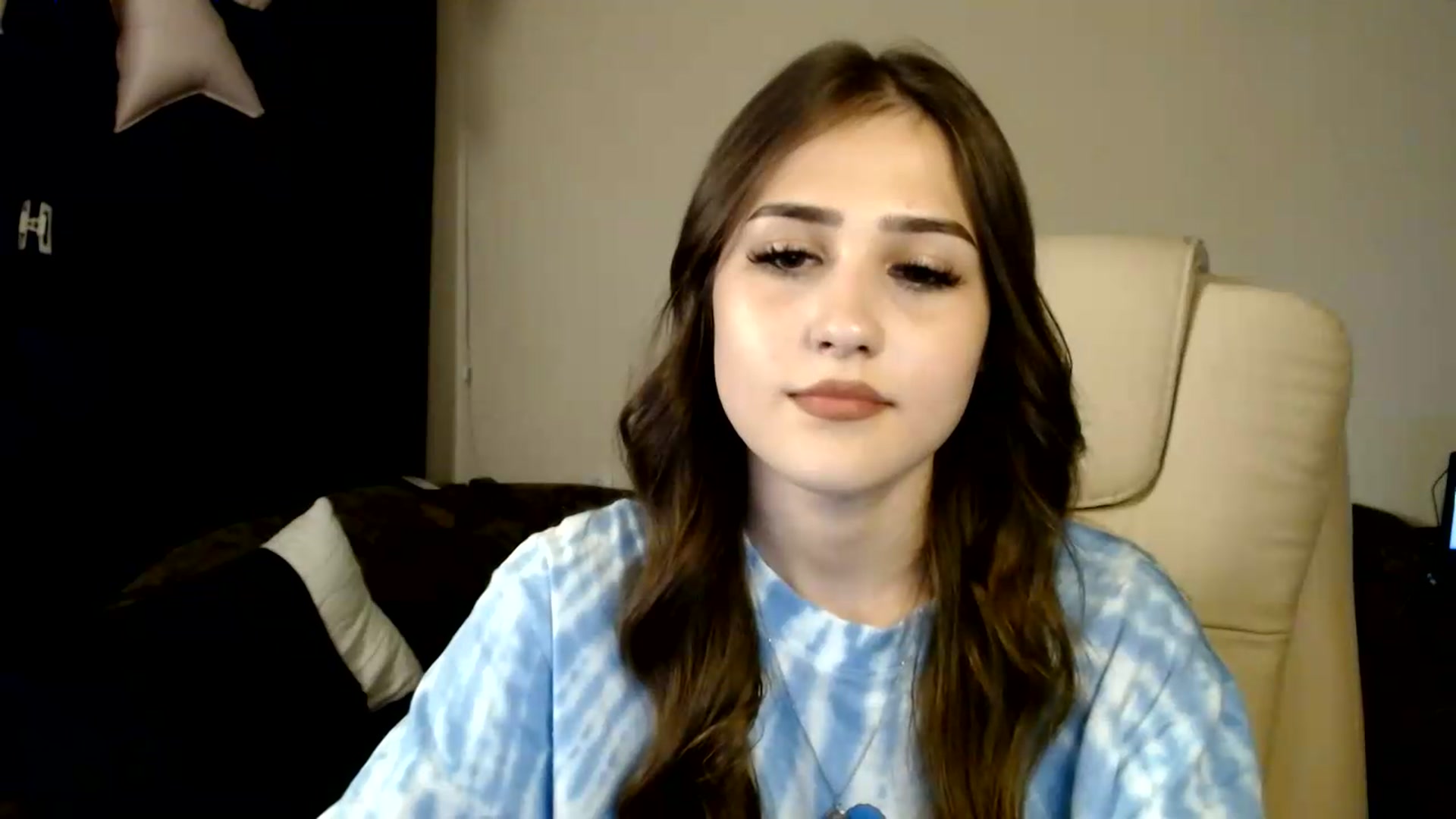 Gallery image thumbnail from Mary_Baxter's myfreecams stream on, 08/12/2026, 18:11 image 18 of 20