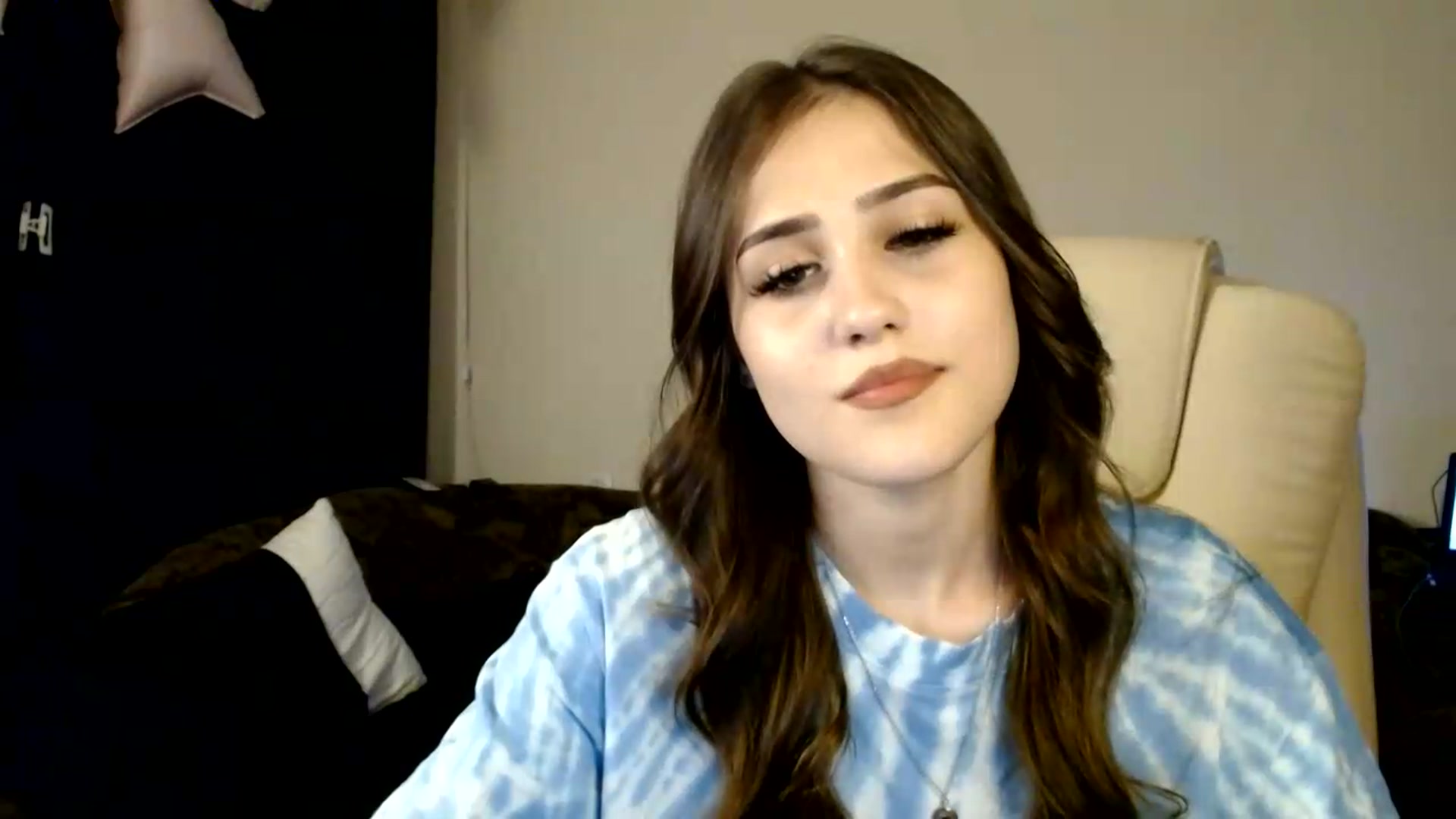 Gallery image thumbnail from Mary_Baxter's myfreecams stream on, 08/12/2026, 18:11 image 10 of 20