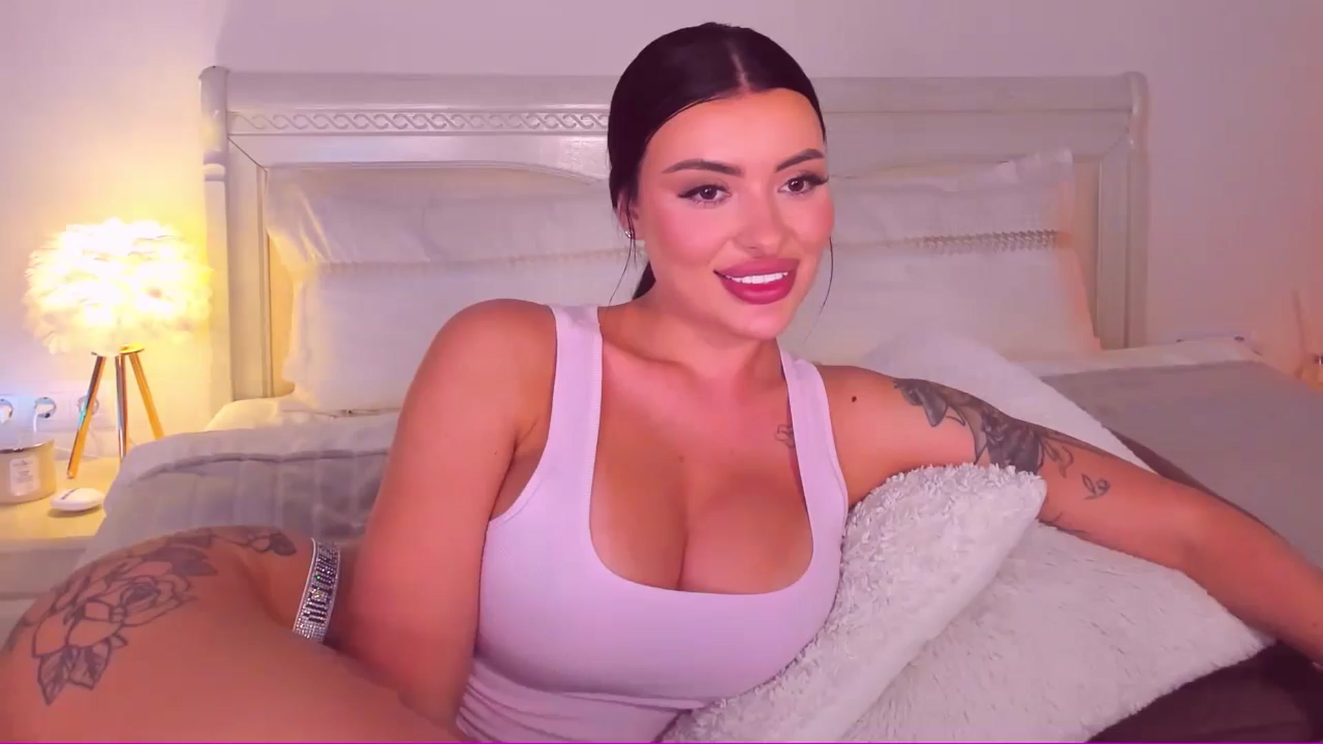 Gallery image thumbnail from Mary_Harris_'s myfreecams stream on, 05/27/2024, 19:07 image 20 of 20