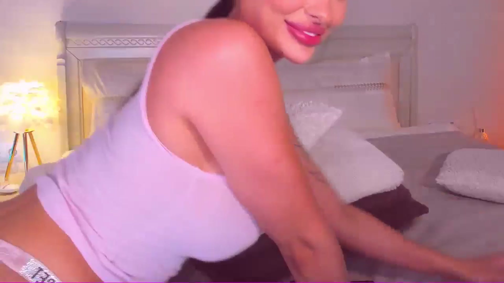 Gallery image thumbnail from Mary_Harris_'s myfreecams stream on, 05/27/2024, 19:46 image 7 of 20