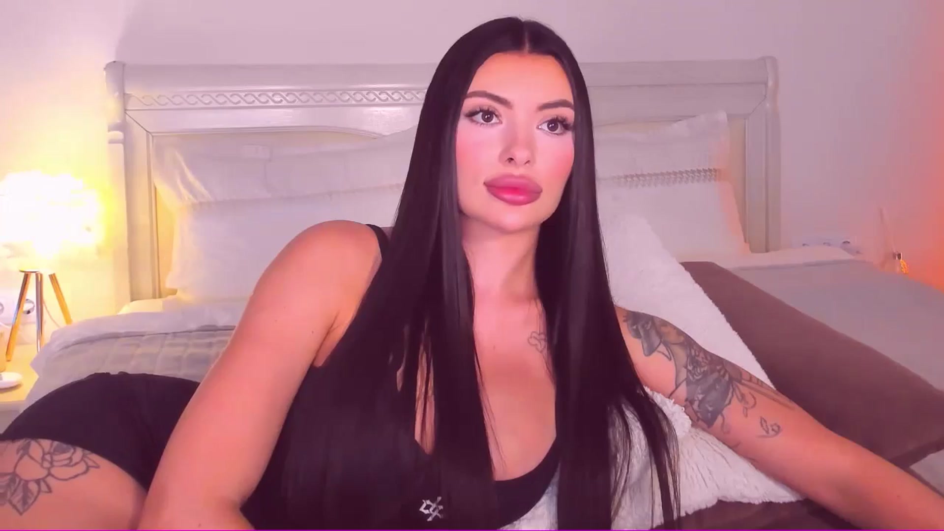 Gallery image thumbnail from Mary_Harris_'s myfreecams stream on, 05/28/2024, 18:12 image 10 of 20