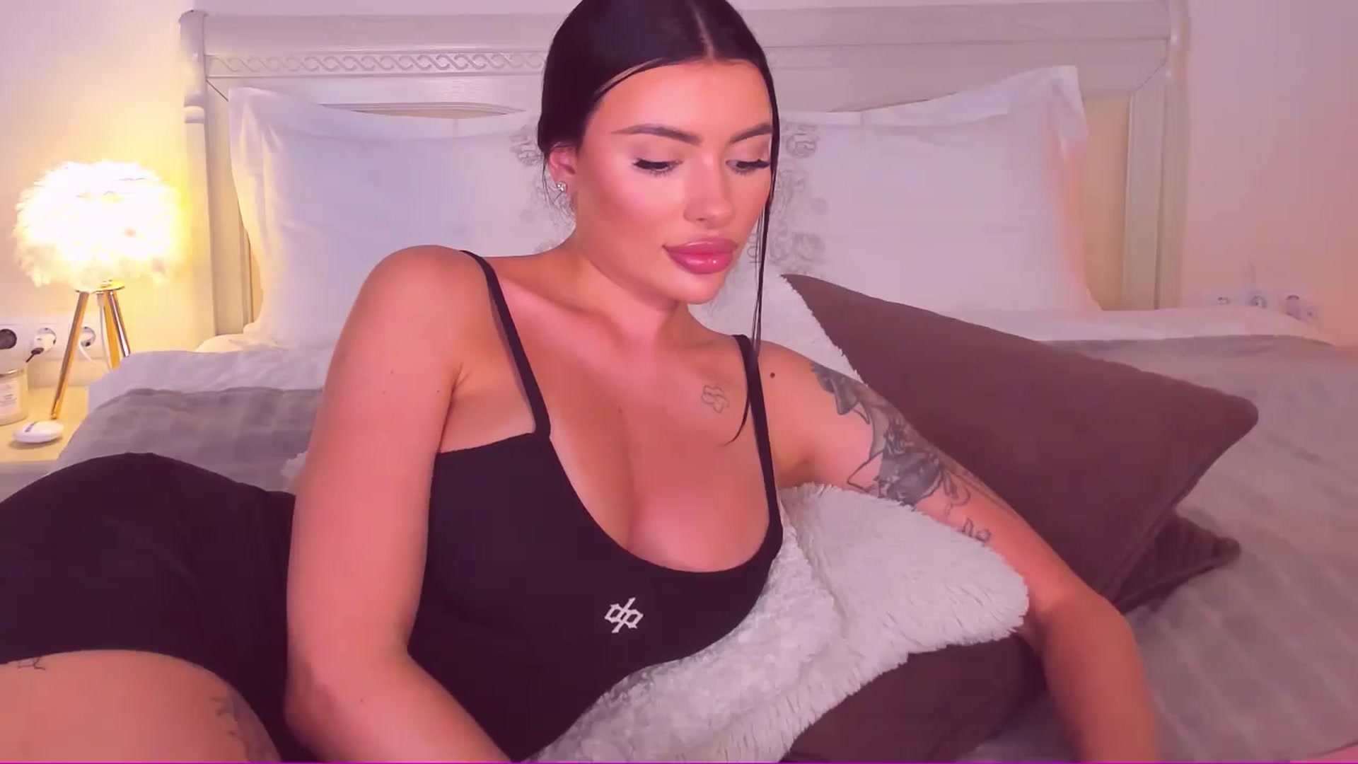 Gallery image thumbnail from Mary_Harris_'s myfreecams stream on, 06/04/2024, 24:57 image 7 of 20