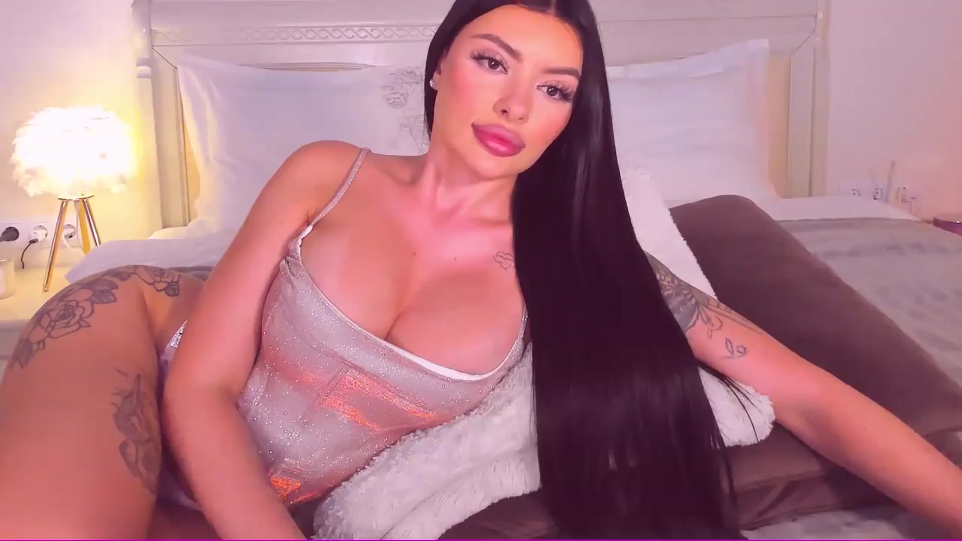 Gallery image thumbnail from Mary_Harris_'s myfreecams stream on, 06/05/2024, 18:30 image 16 of 20