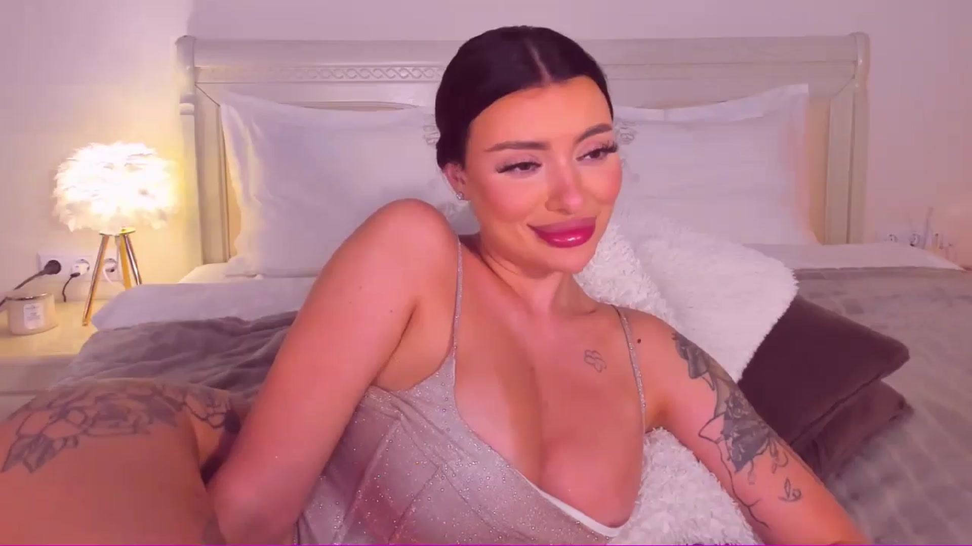 Gallery image thumbnail from Mary_Harris_'s myfreecams stream on, 06/05/2024, 22:14 image 8 of 20