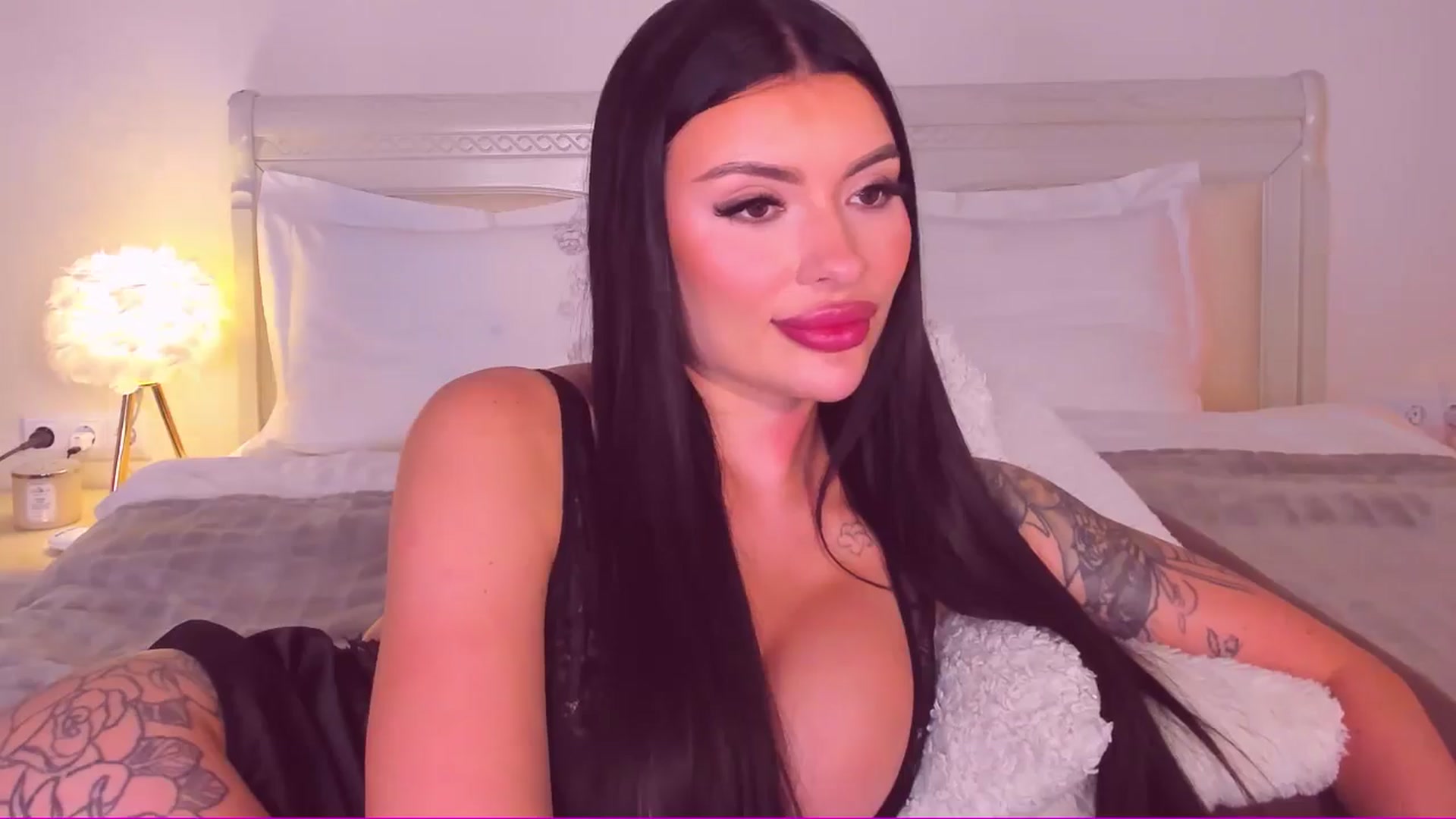 Gallery image thumbnail from Mary_Harris_'s myfreecams stream on, 06/10/2024, 23:55 image 13 of 20