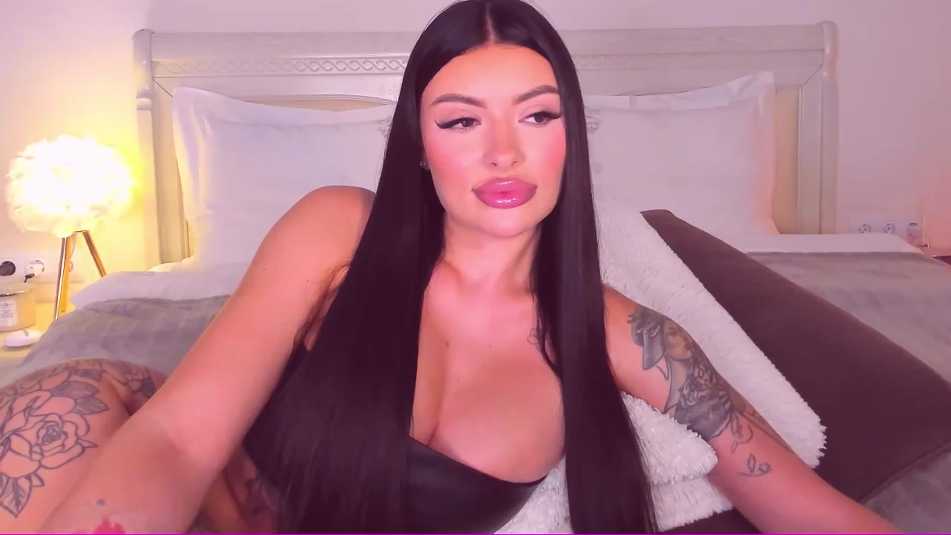 Gallery image thumbnail from Mary_Harris_'s myfreecams stream on, 06/11/2024, 21:14 image 18 of 20
