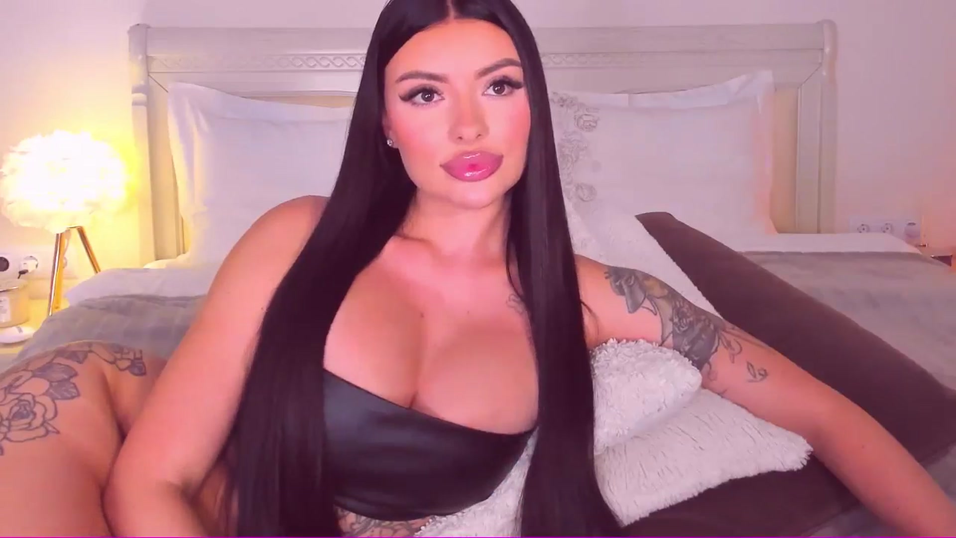 Gallery image thumbnail from Mary_Harris_'s myfreecams stream on, 06/11/2024, 21:14 image 2 of 20