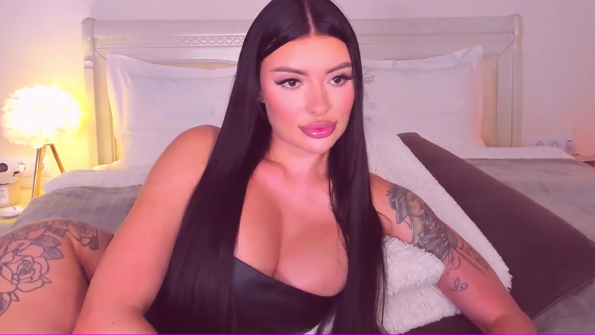 Gallery image thumbnail from Mary_Harris_'s myfreecams stream on, 06/11/2024, 21:14 image 13 of 20